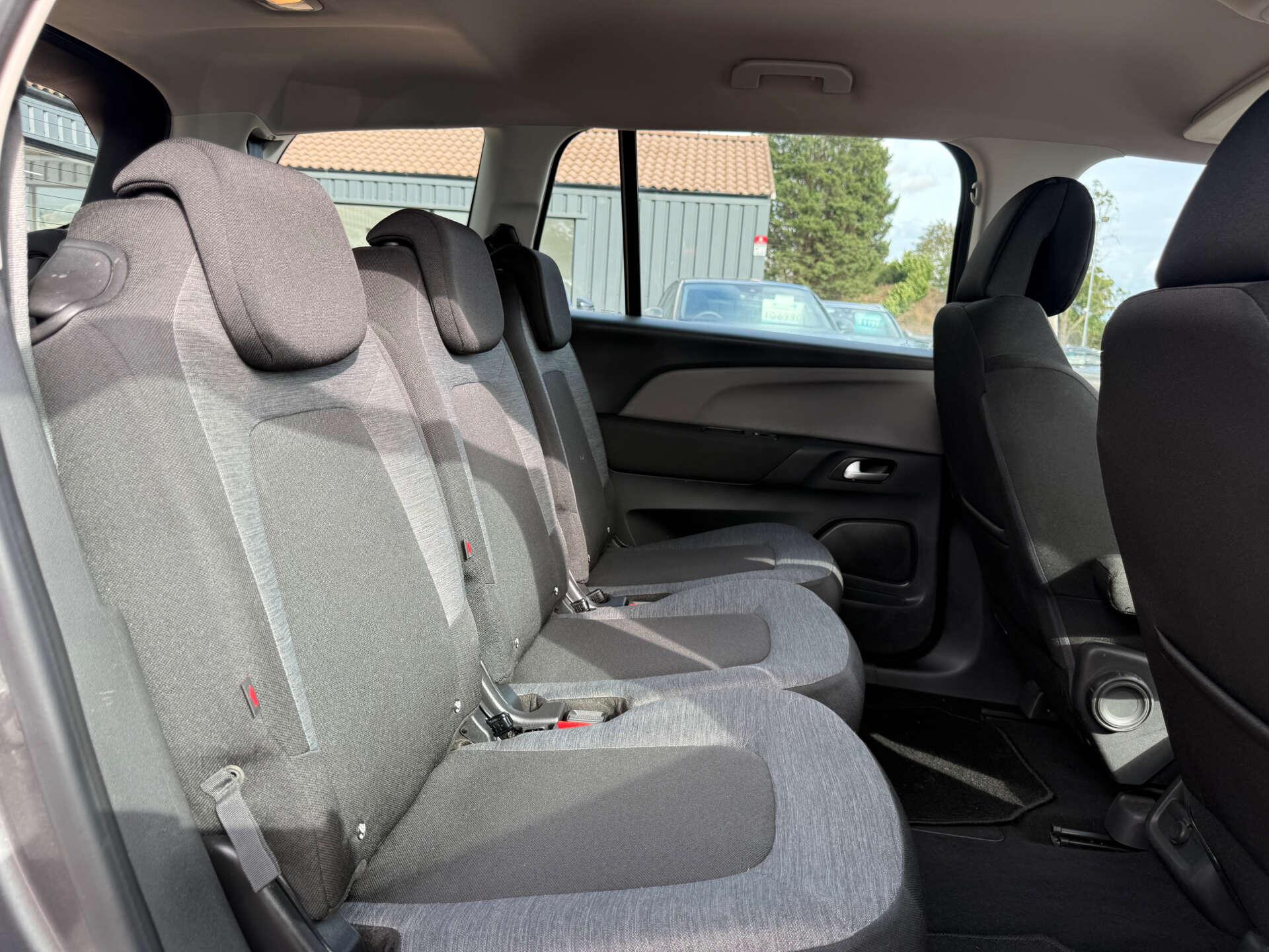 Citroen Grand C4 Picasso view 60