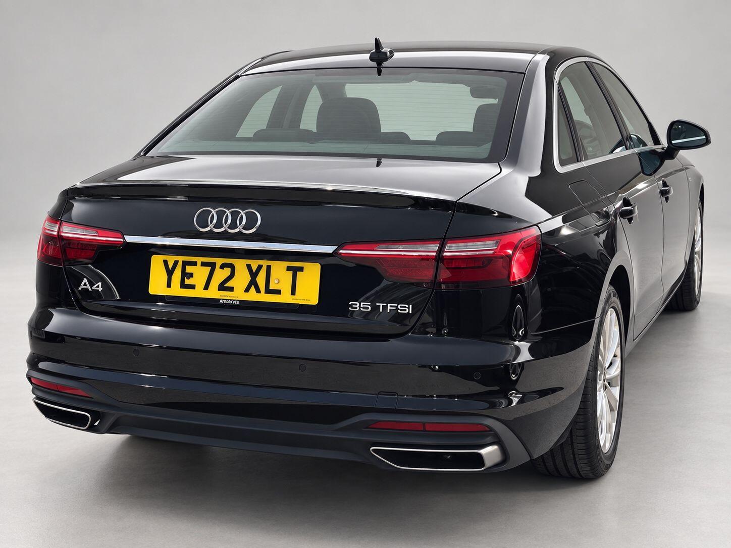 Audi A4 view 9