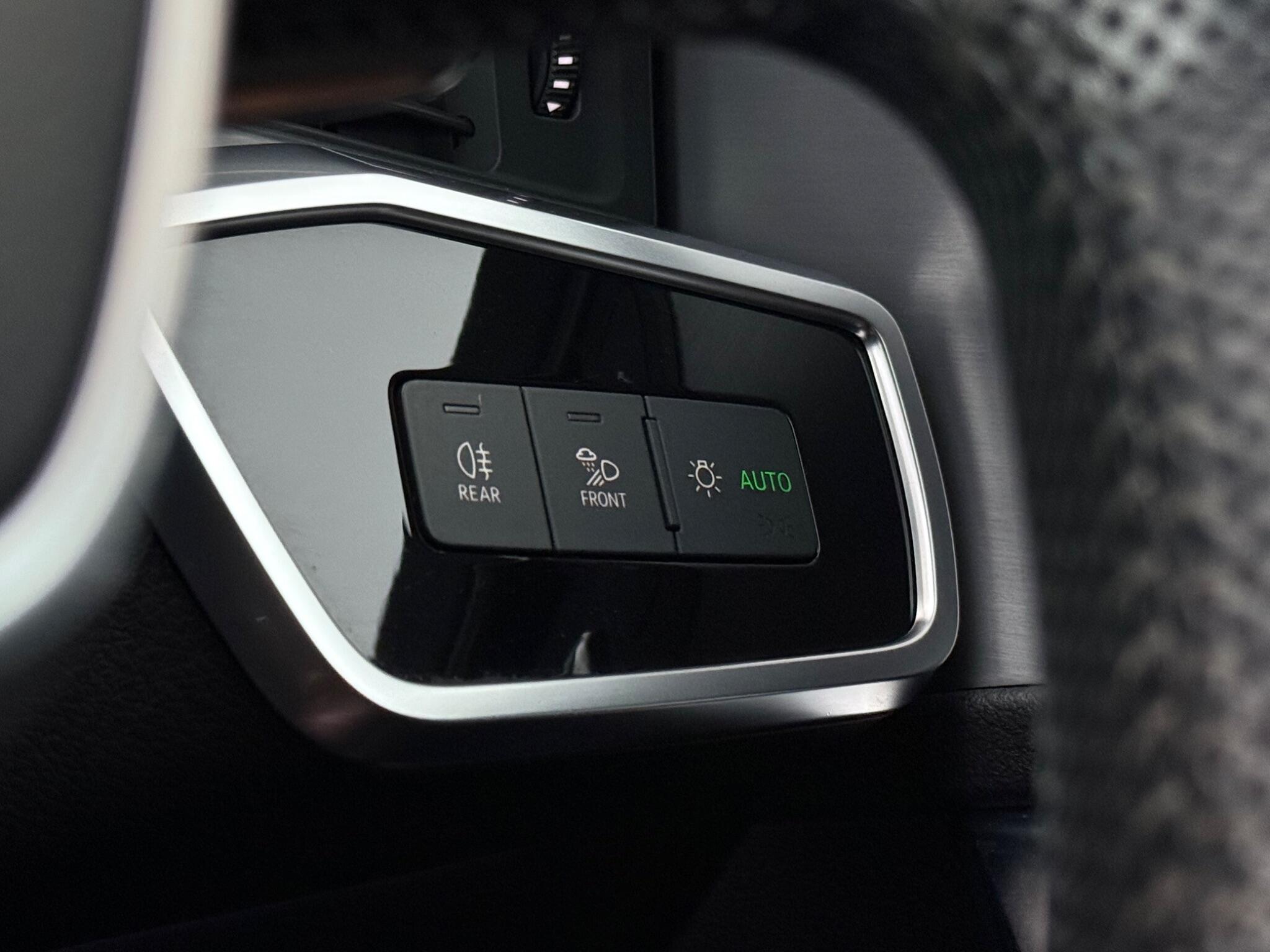 Audi A6 view 21