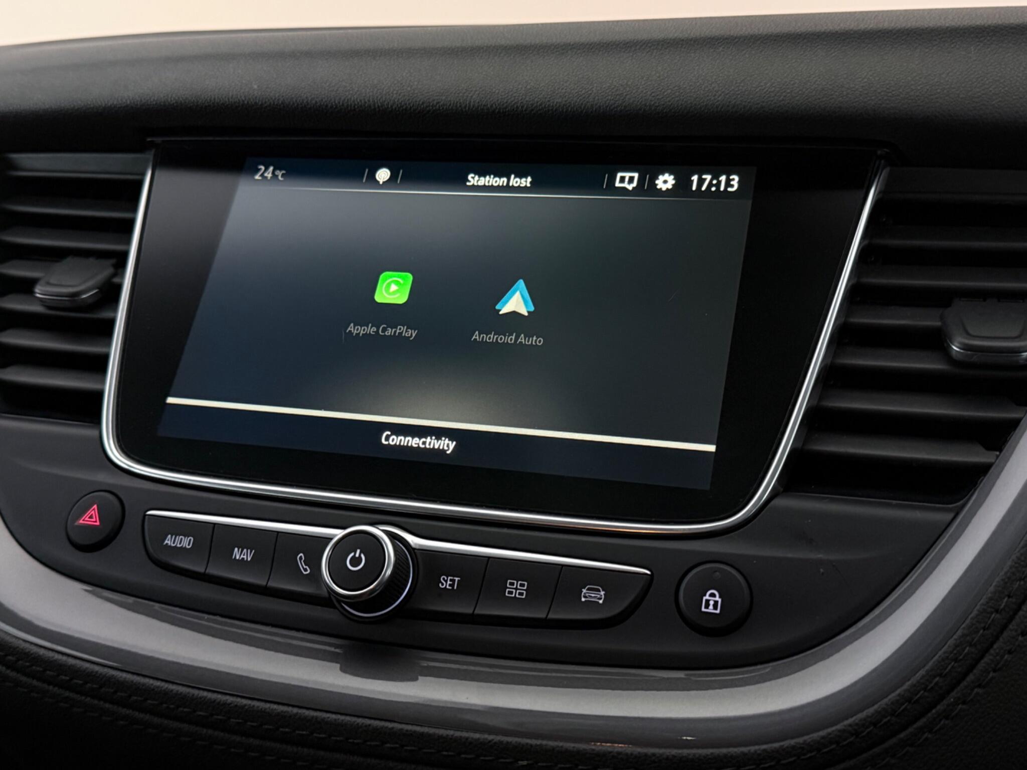 Vauxhall Grandland X view 24