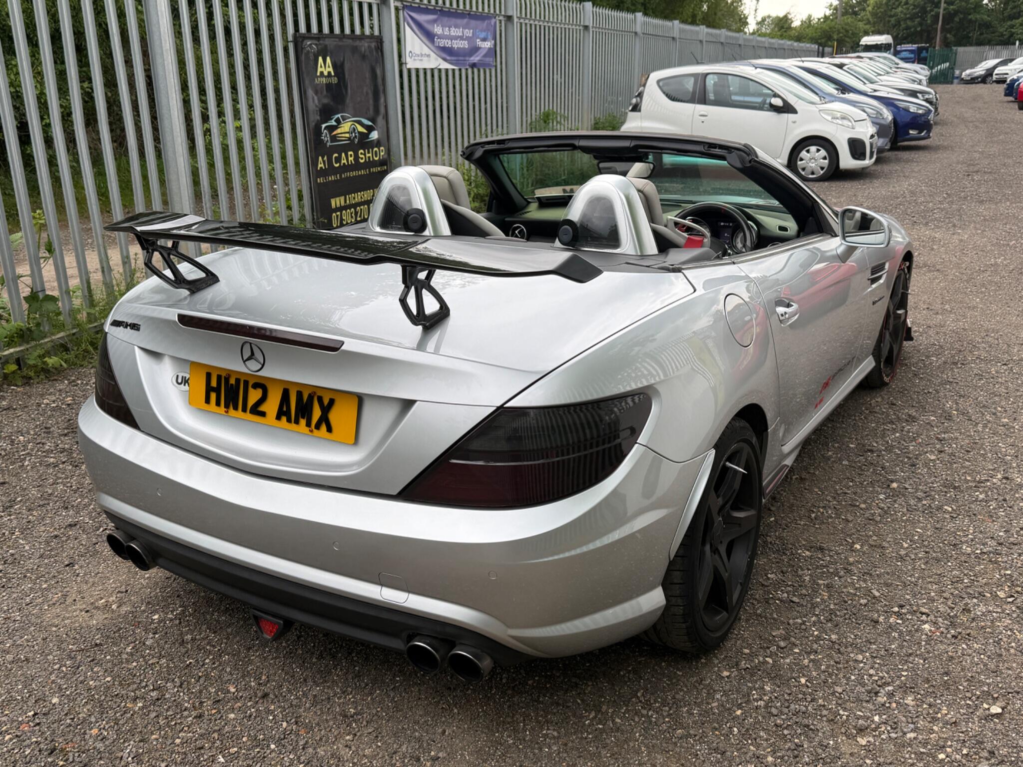 2012 Mercedes-Benz SLK image 12