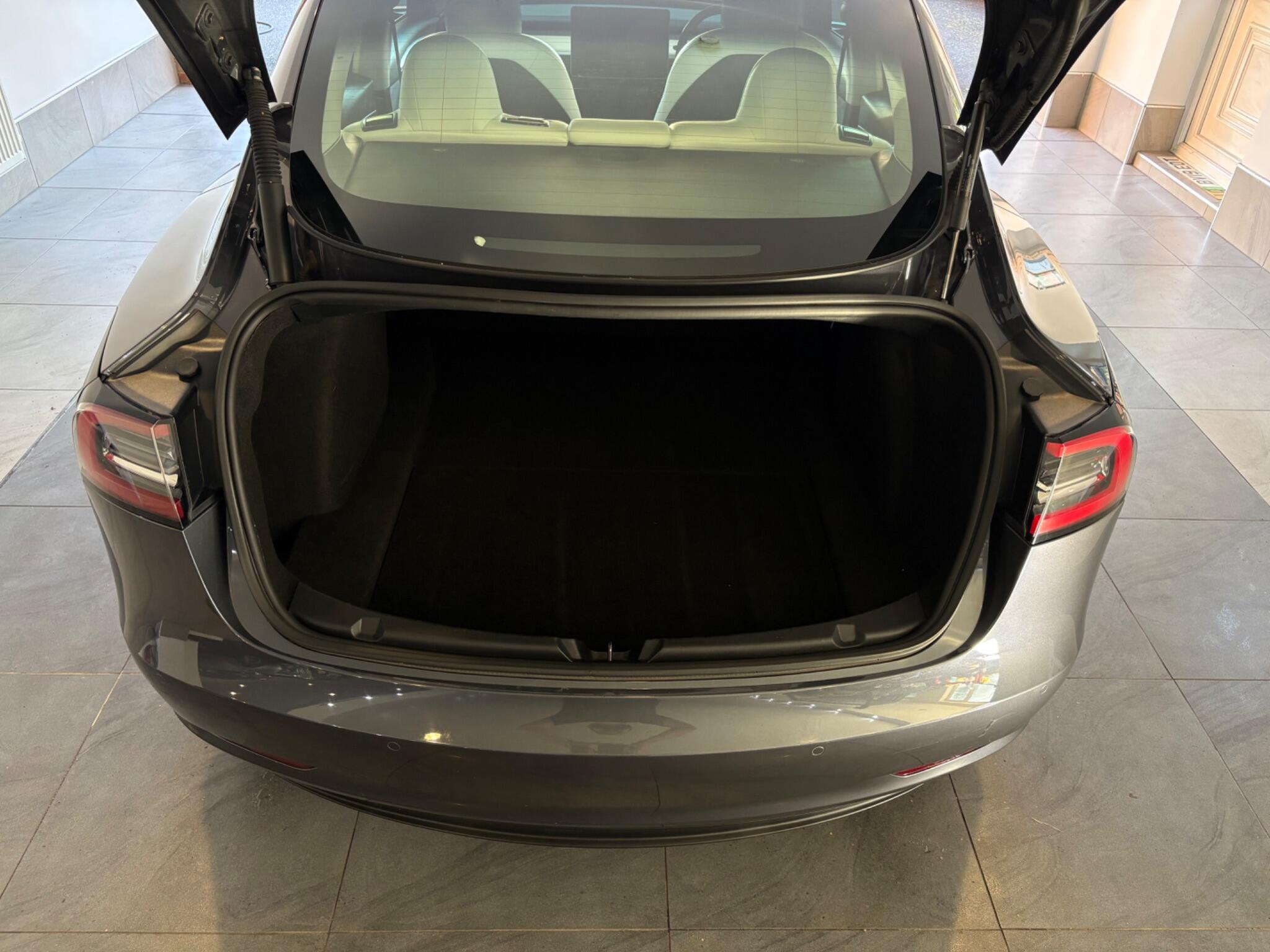 Tesla Model 3 view 14