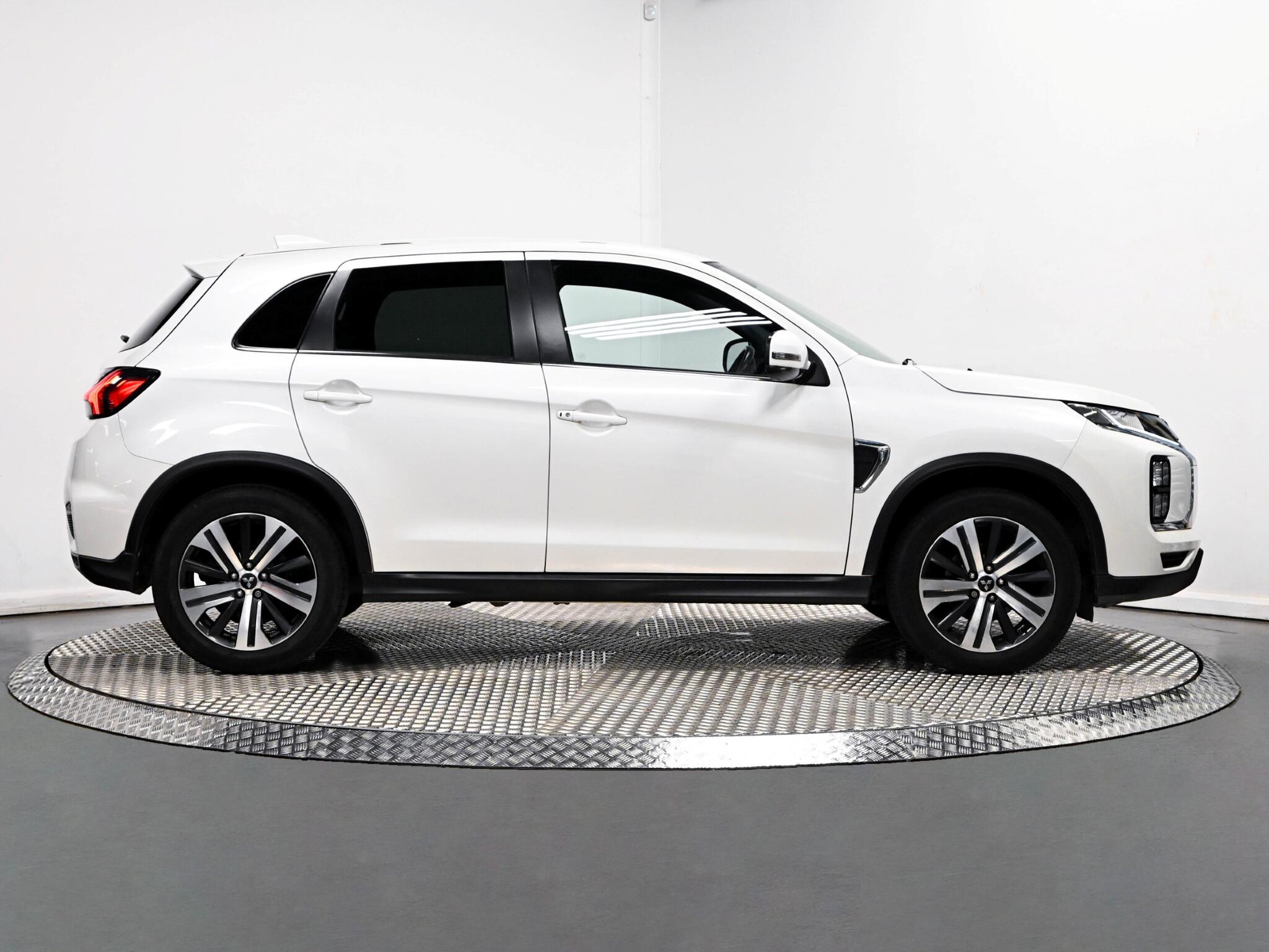 Mitsubishi ASX view 34