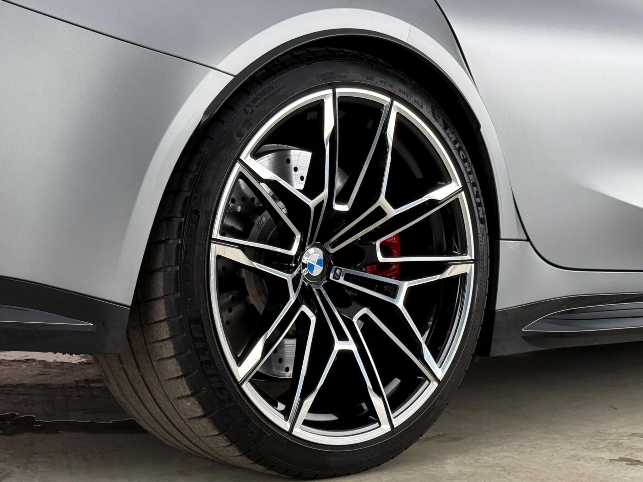 BMW M3 view 11