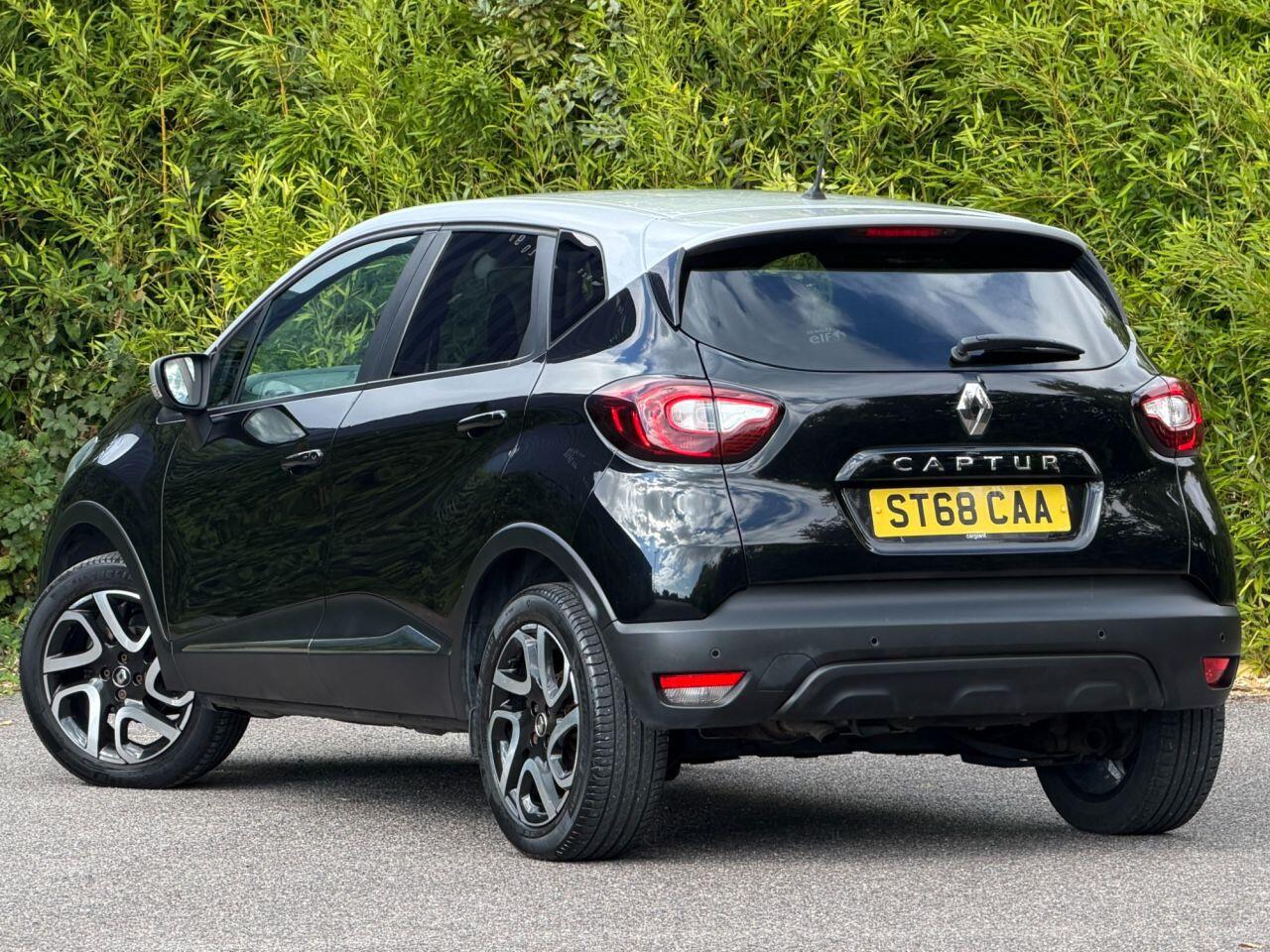 Renault Captur view 2