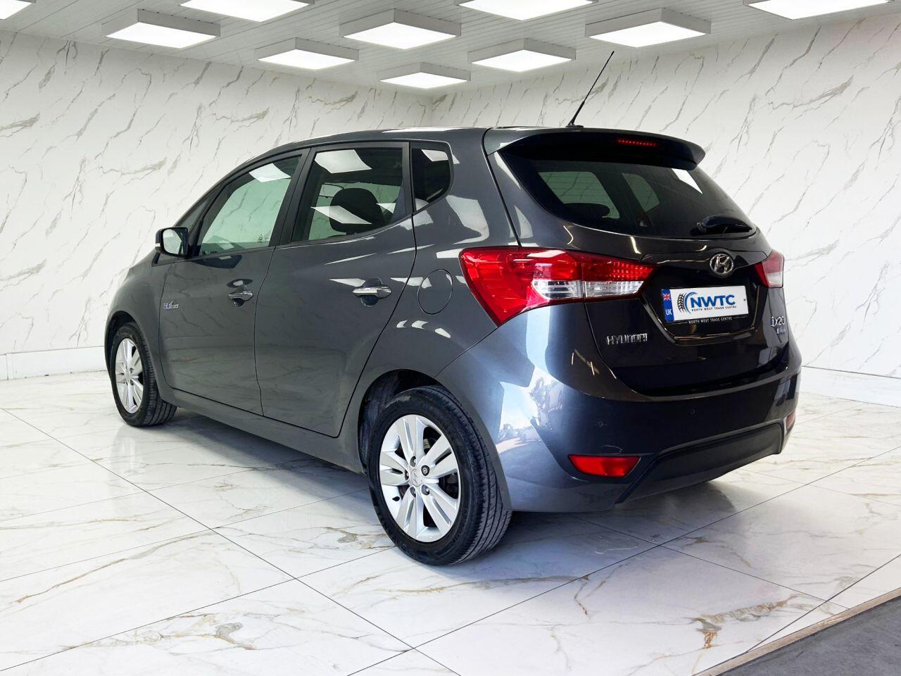 Hyundai Ix20 view 8