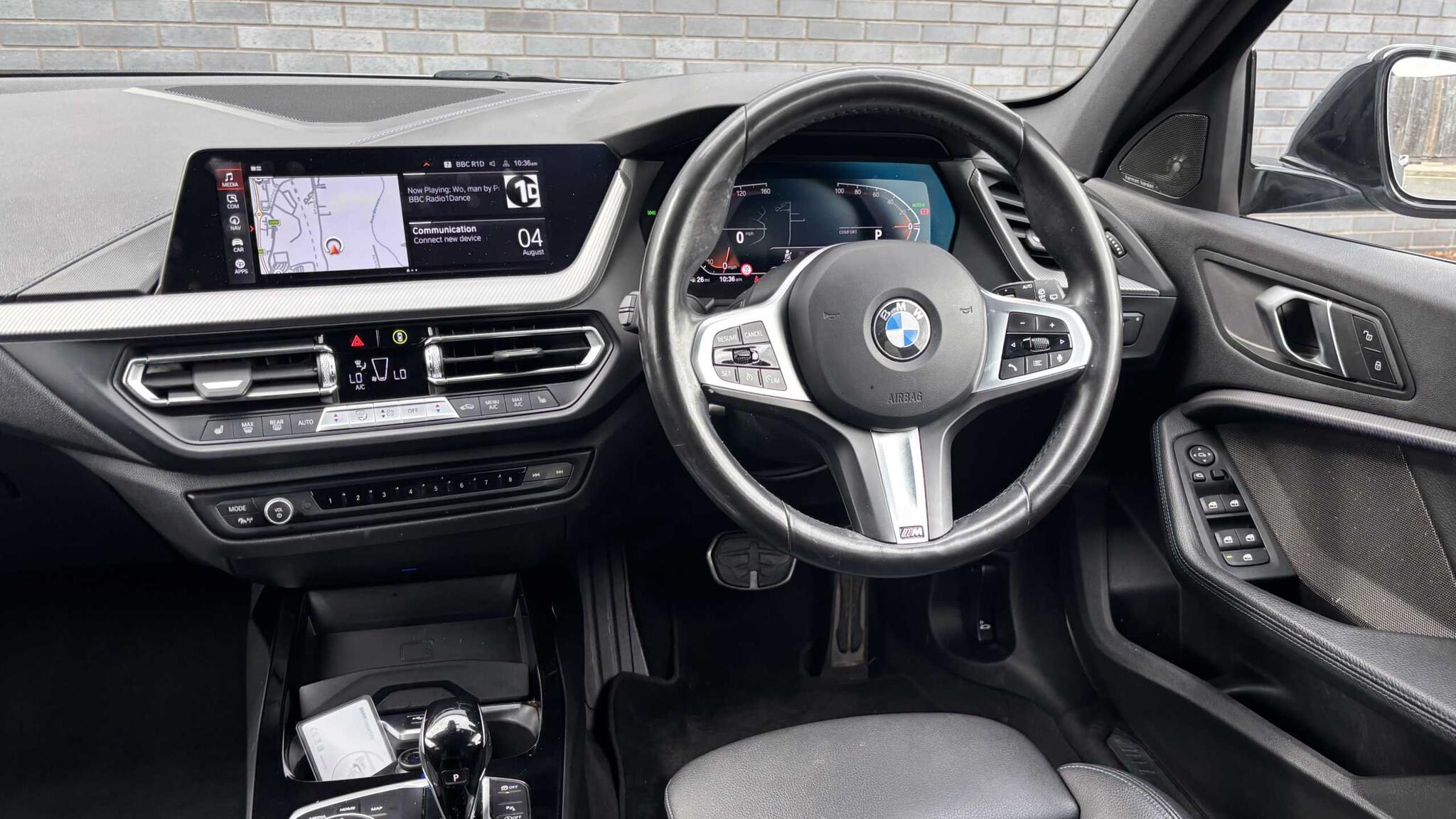 BMW 1 Series view 20