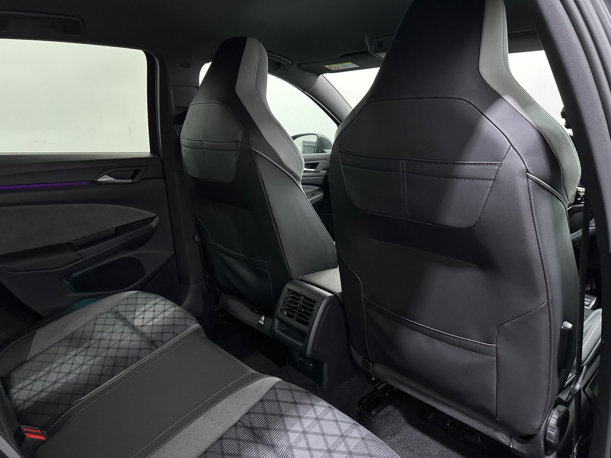 Volkswagen Golf view 39