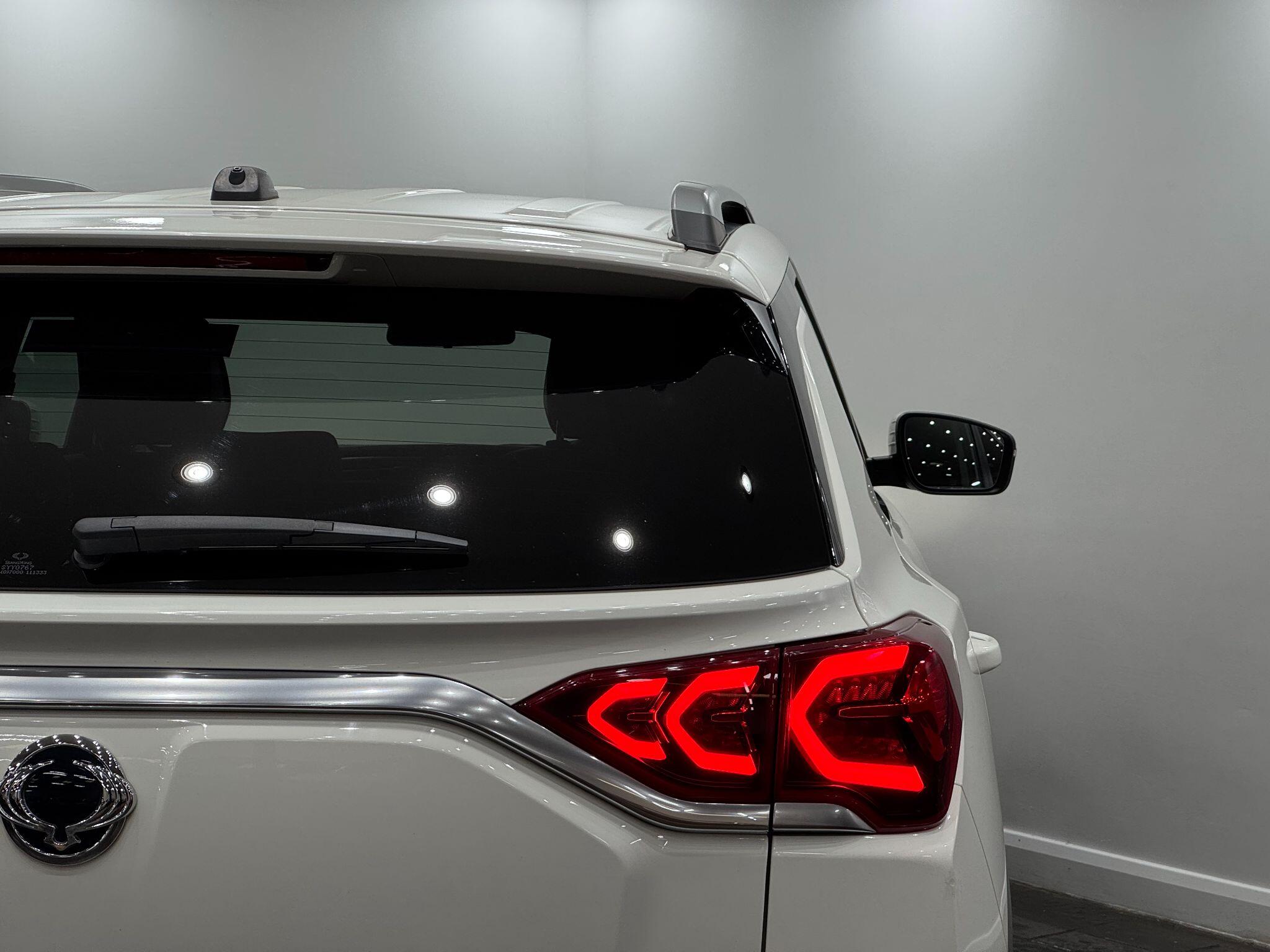 KGM Korando view 20