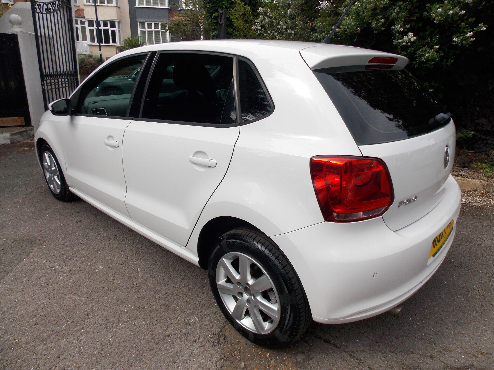 Volkswagen Polo view 7