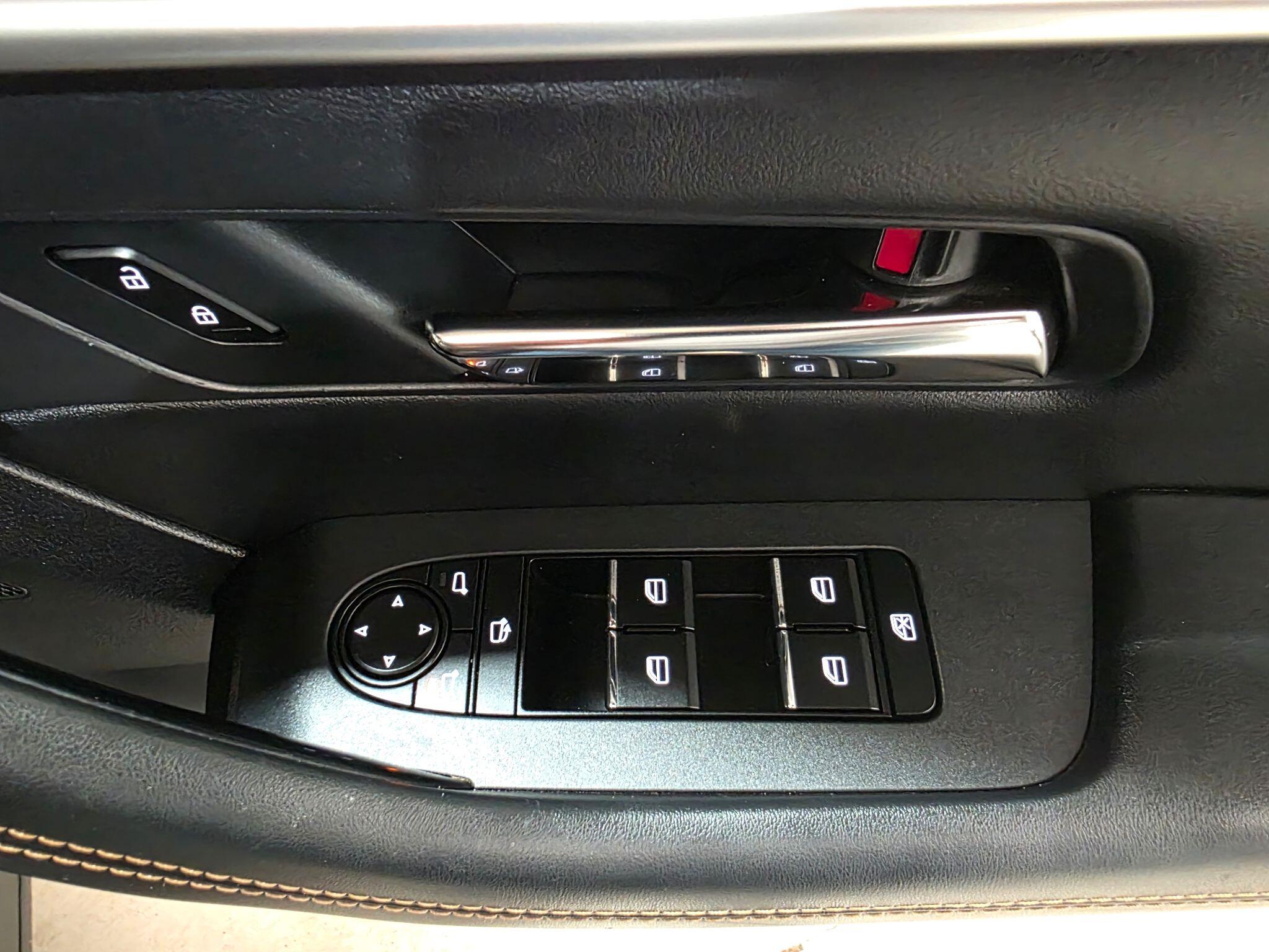 Mazda CX-60 view 16
