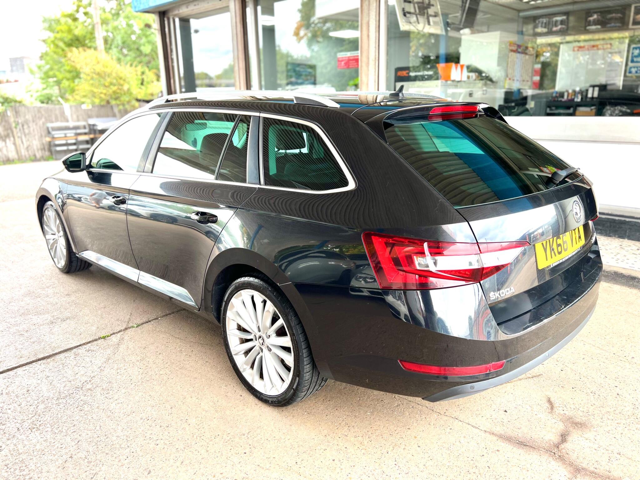 Skoda Superb view 19