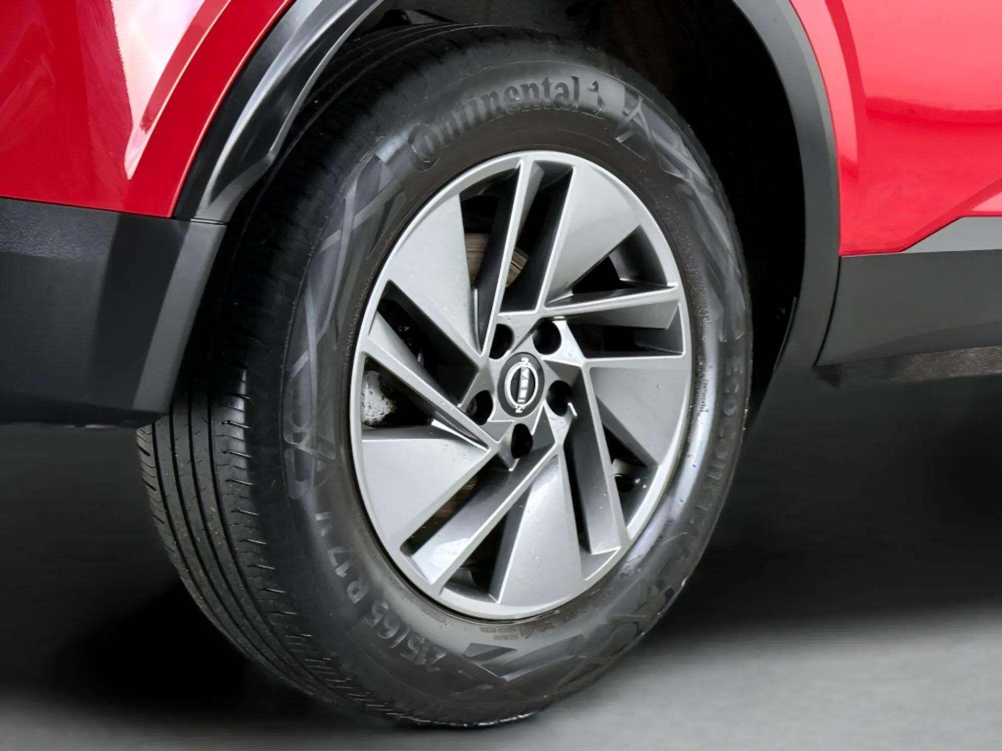Nissan Qashqai view 9