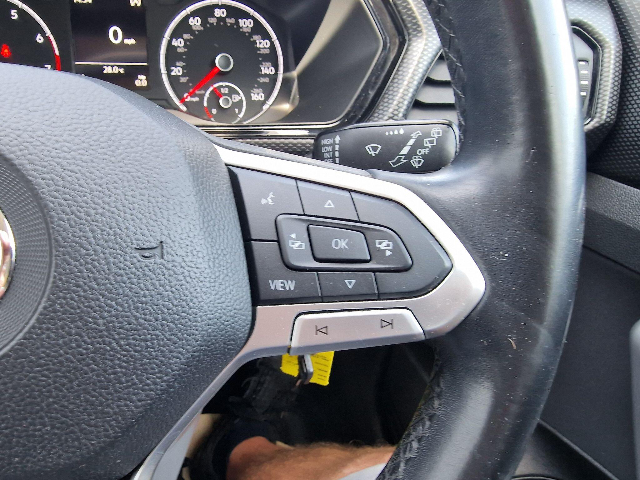 Volkswagen T-Cross view 18