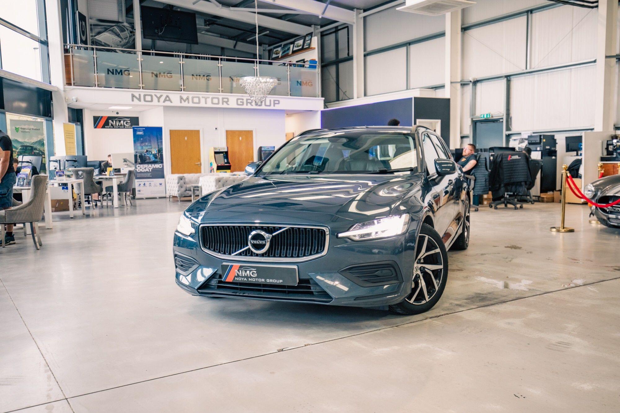Volvo V60 view 4