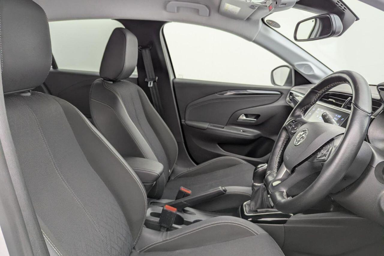 Vauxhall Corsa view 3
