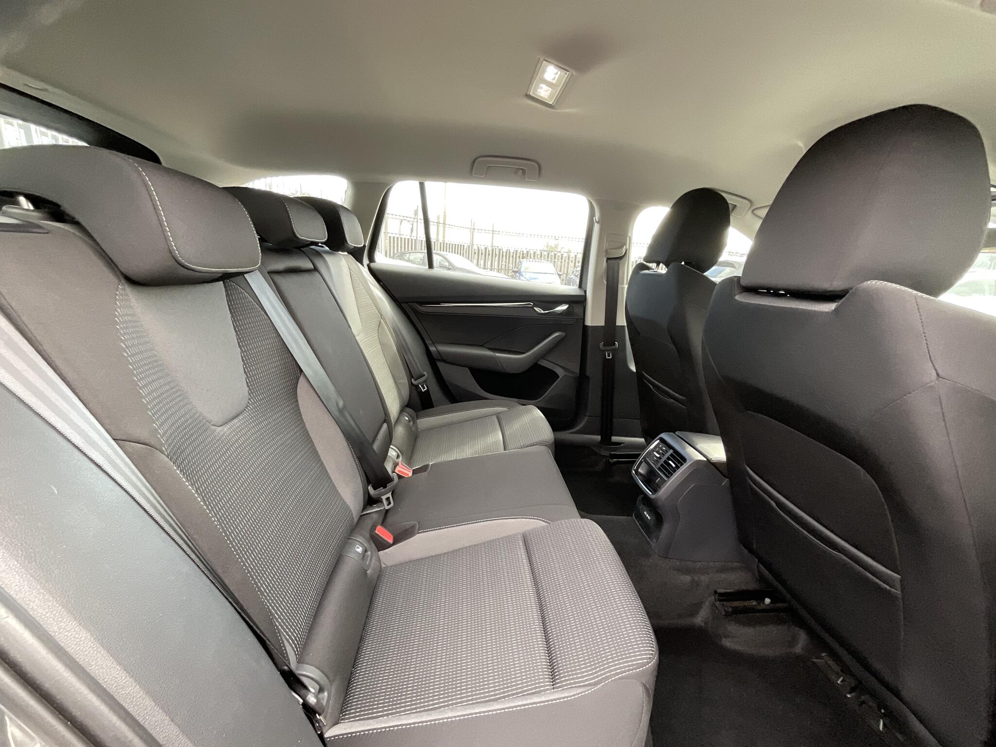 Skoda Octavia view 12