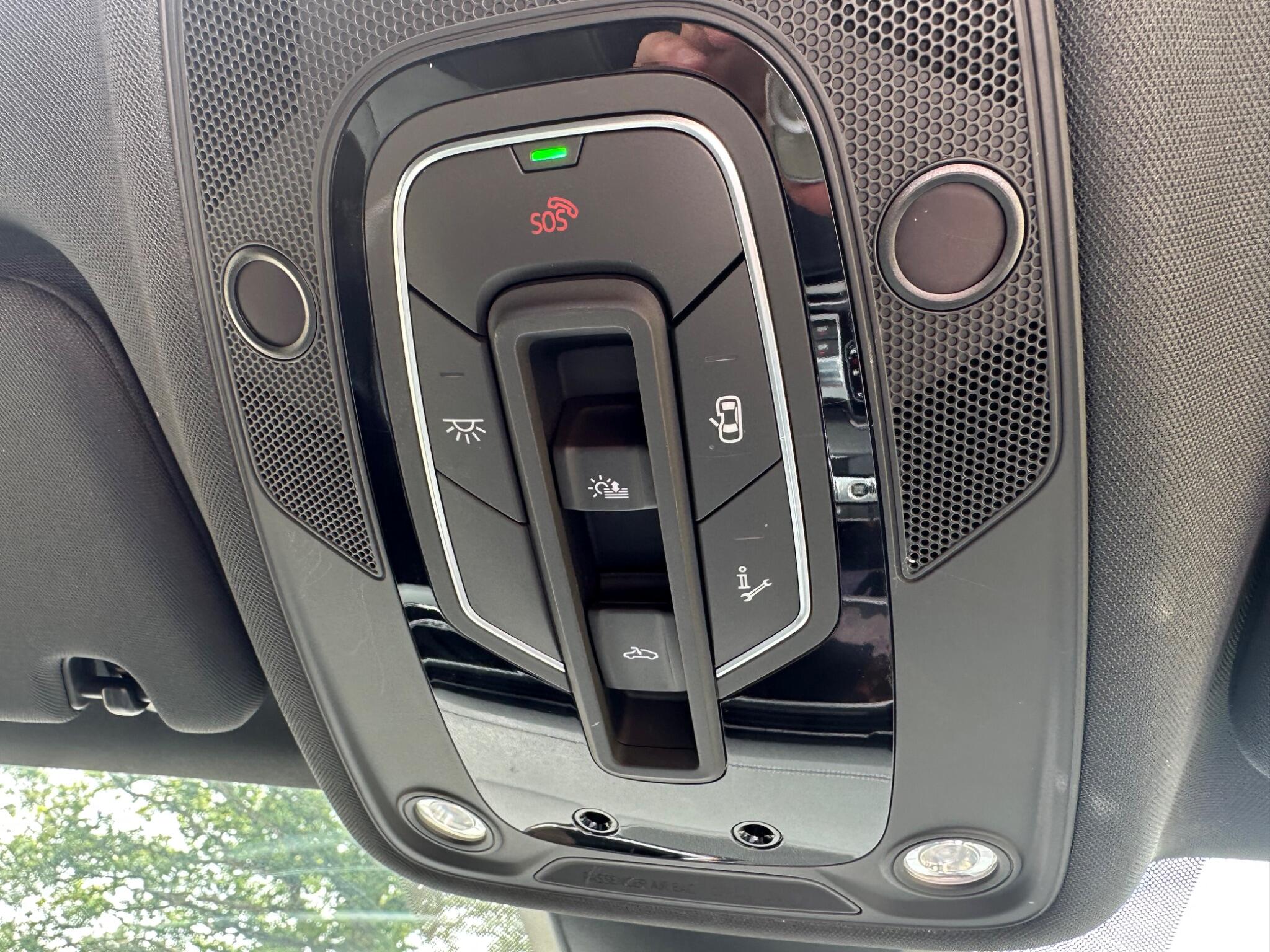Audi Q7 view 20