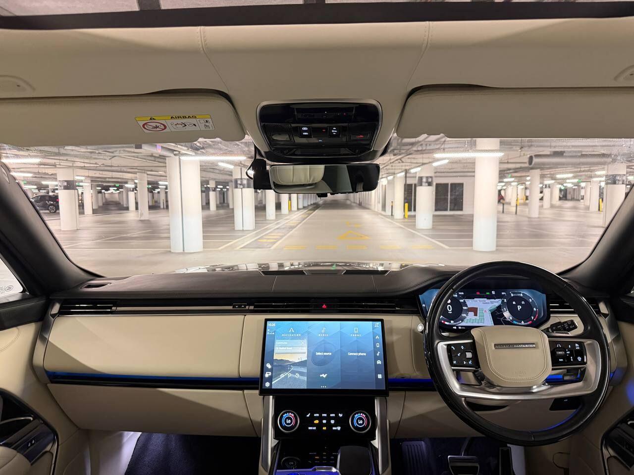 Land Rover Range Rover view 39