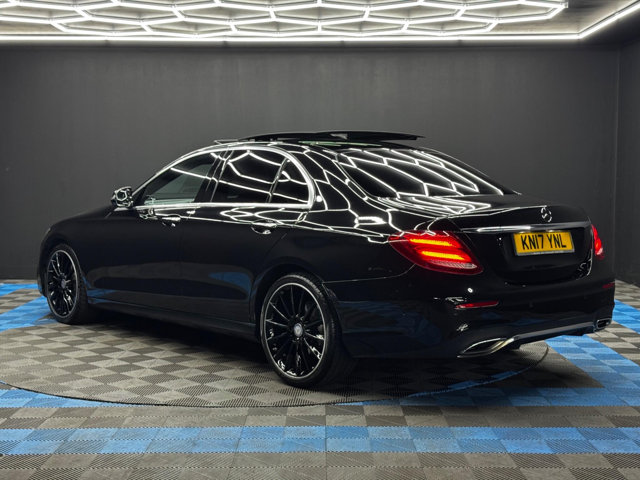Mercedes-Benz E-Class view 7