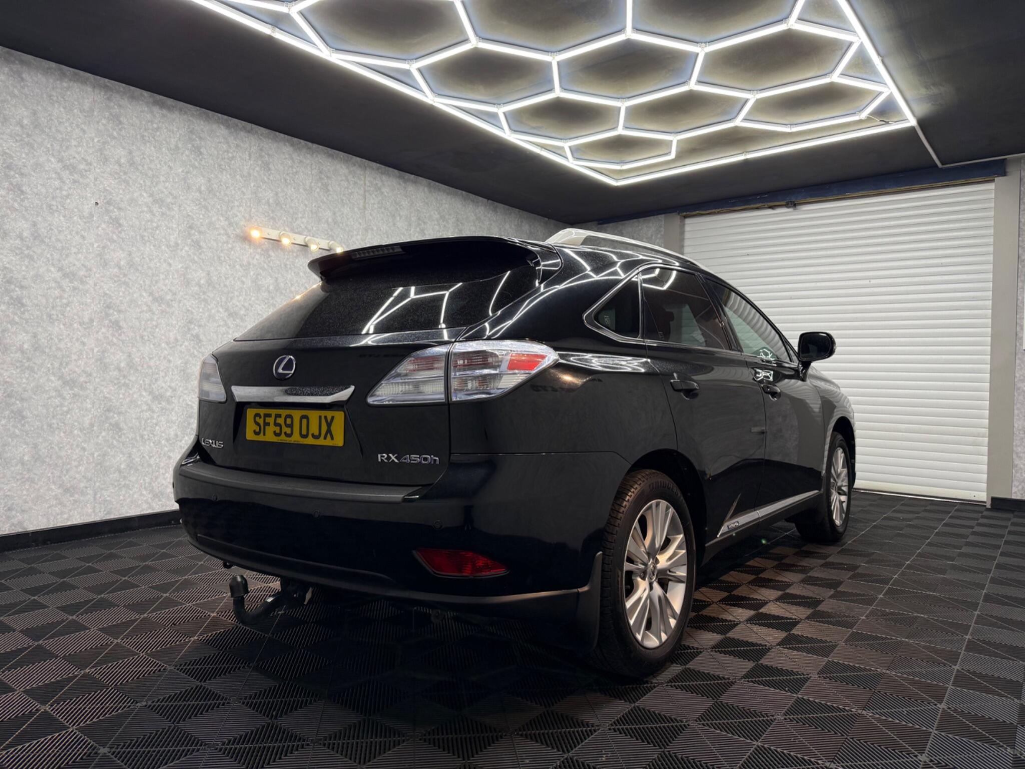 Lexus RX view 4