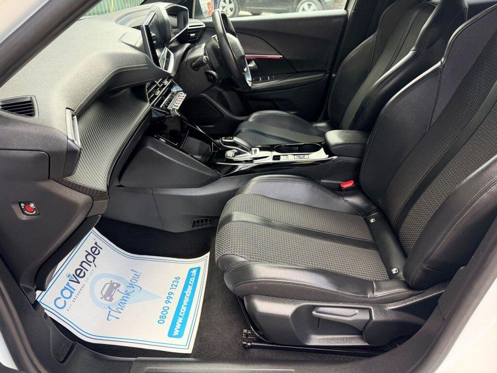 Peugeot E-2008 view 24