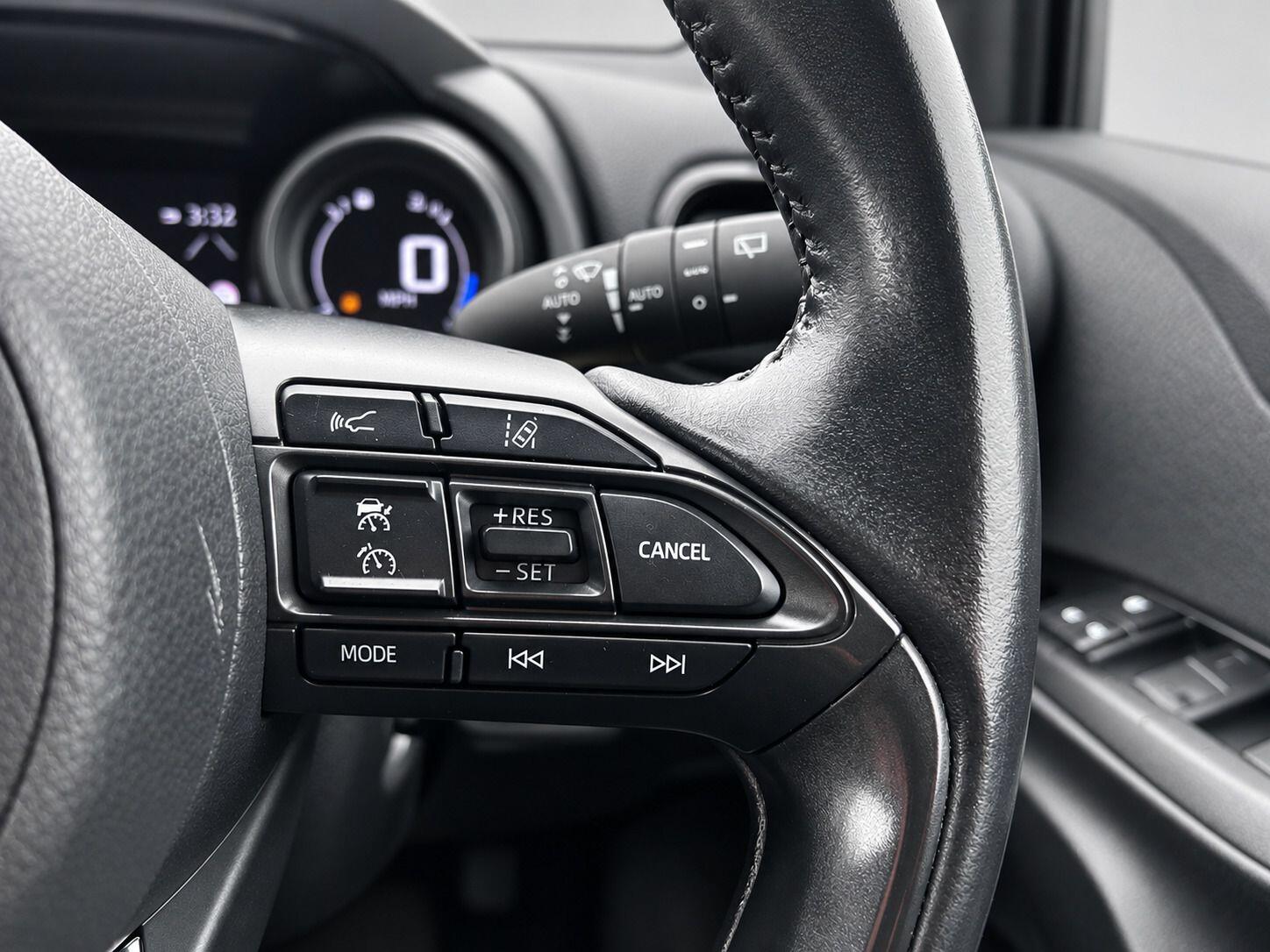 Toyota Yaris view 26