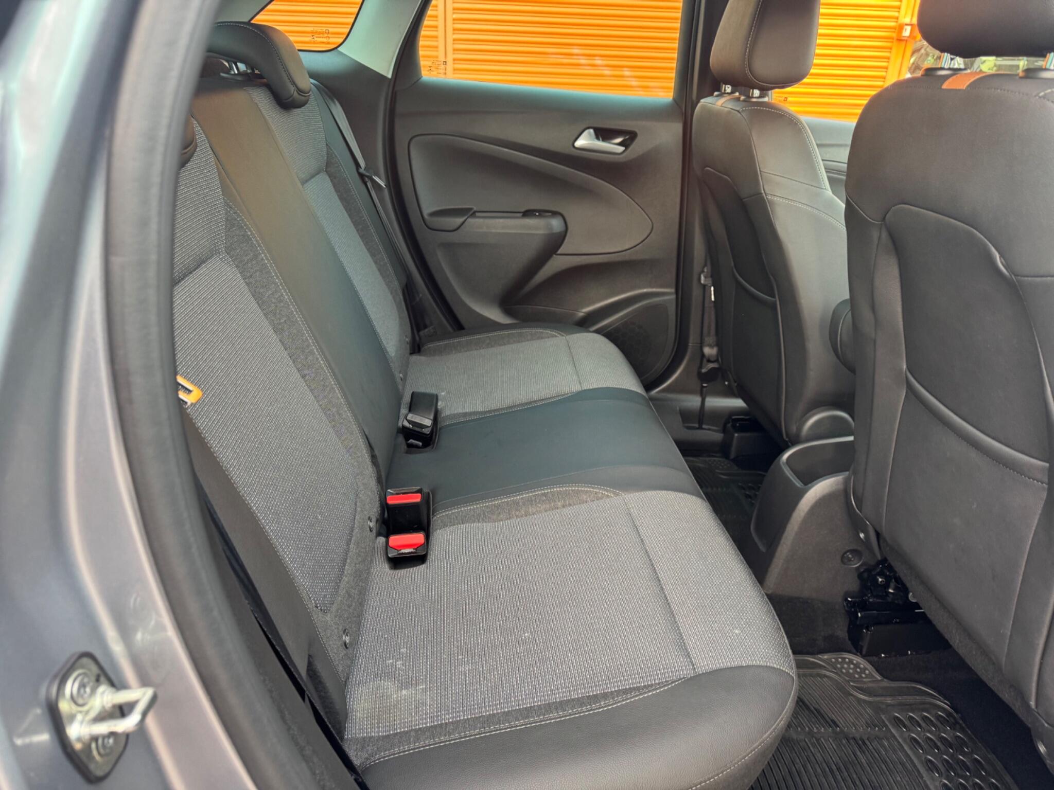 Vauxhall Crossland view 11