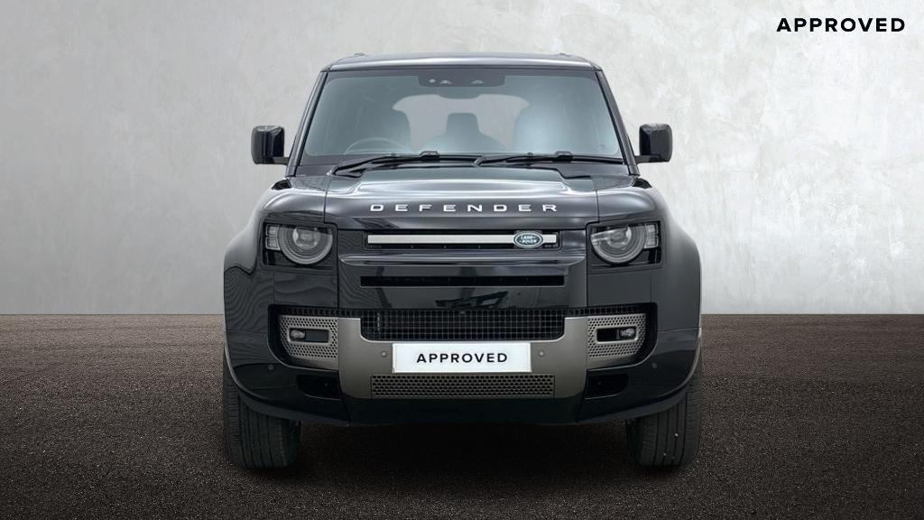 Land Rover Defender view 7