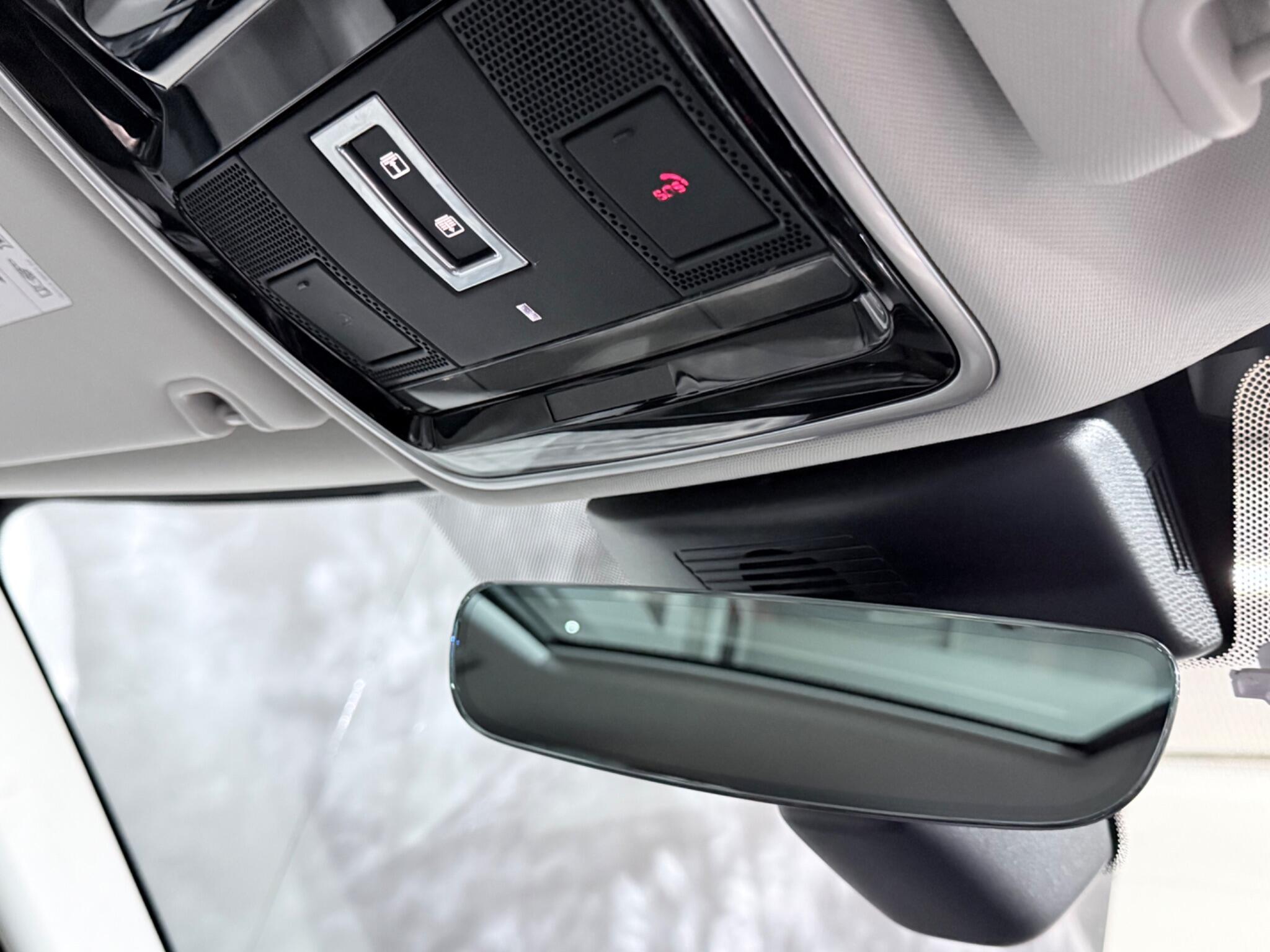 Land Rover Range Rover view 39