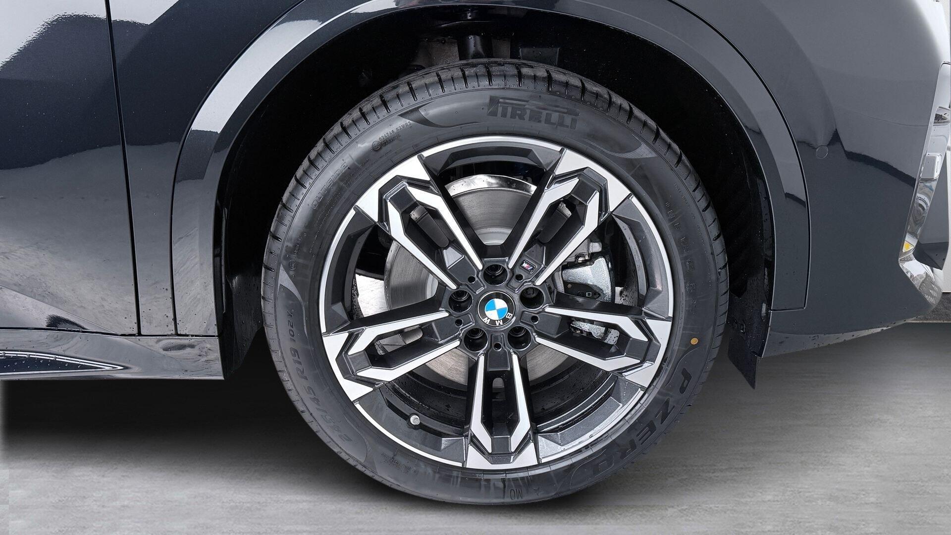 BMW iX2 view 14