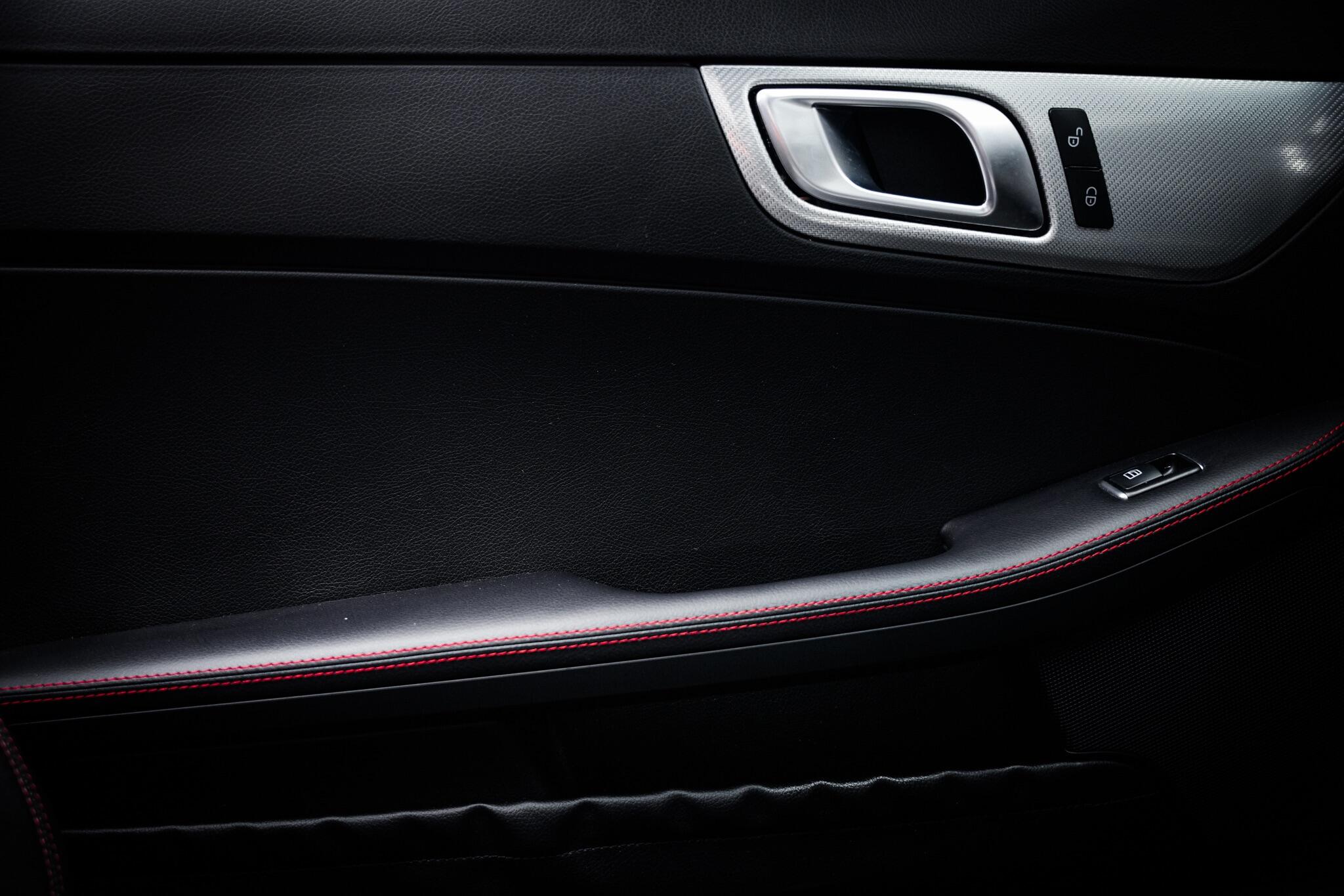 Mercedes-Benz SLC view 47