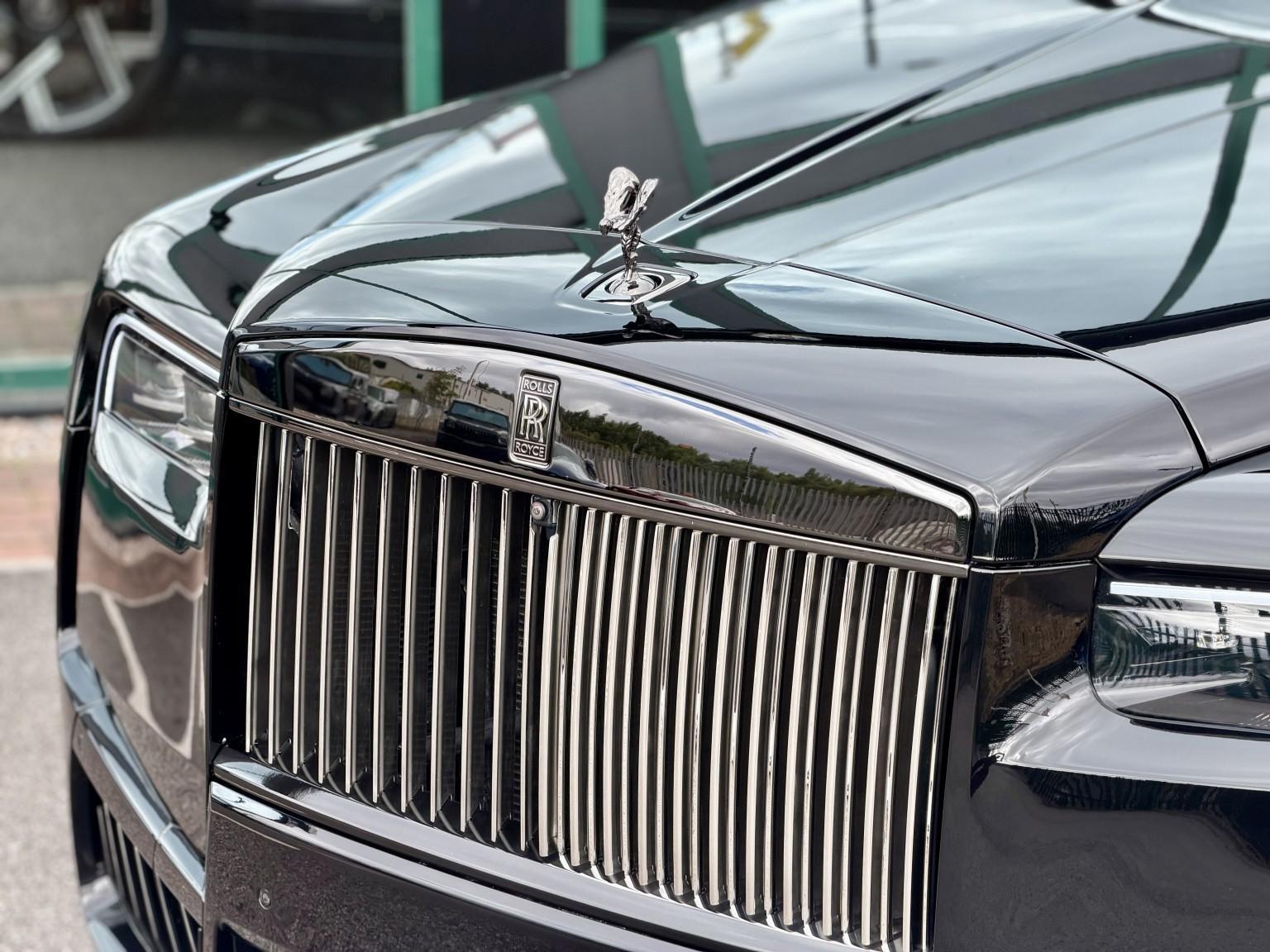 Rolls-Royce Cullinan view 27