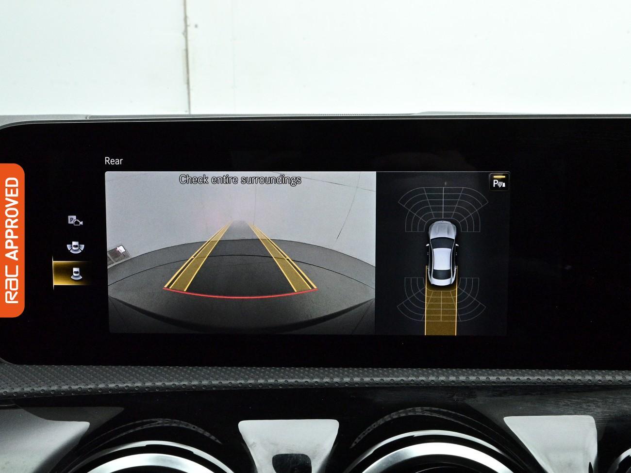 Mercedes-Benz CLA view 3
