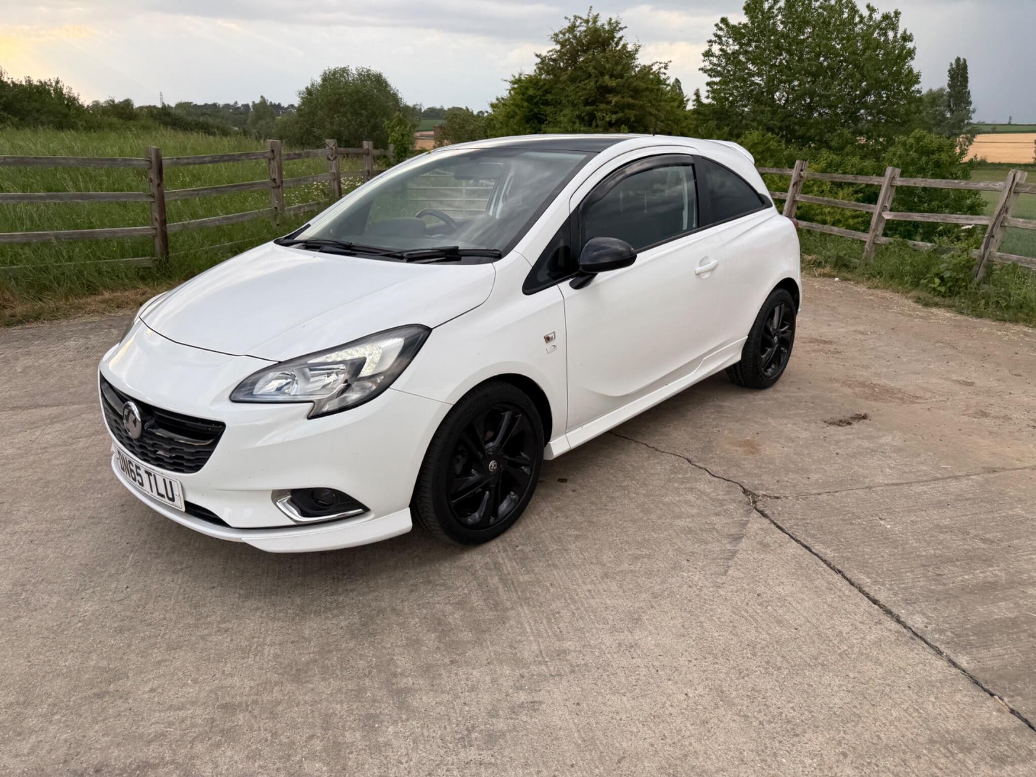 Vauxhall Corsa 1.4i ecoTEC Limited Edition Euro 6 3dr — photo 8 of 96