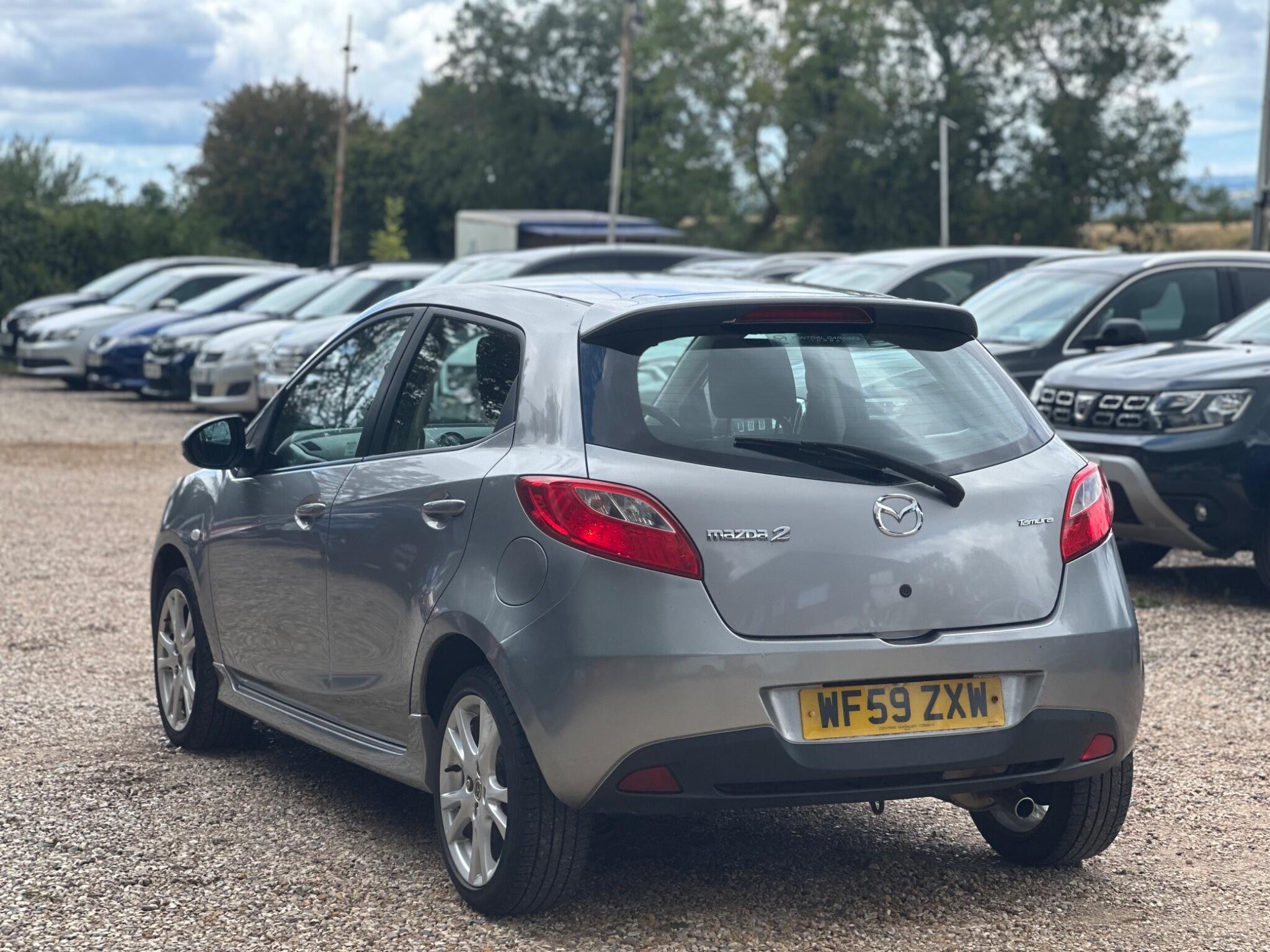 Mazda Mazda2 view 9