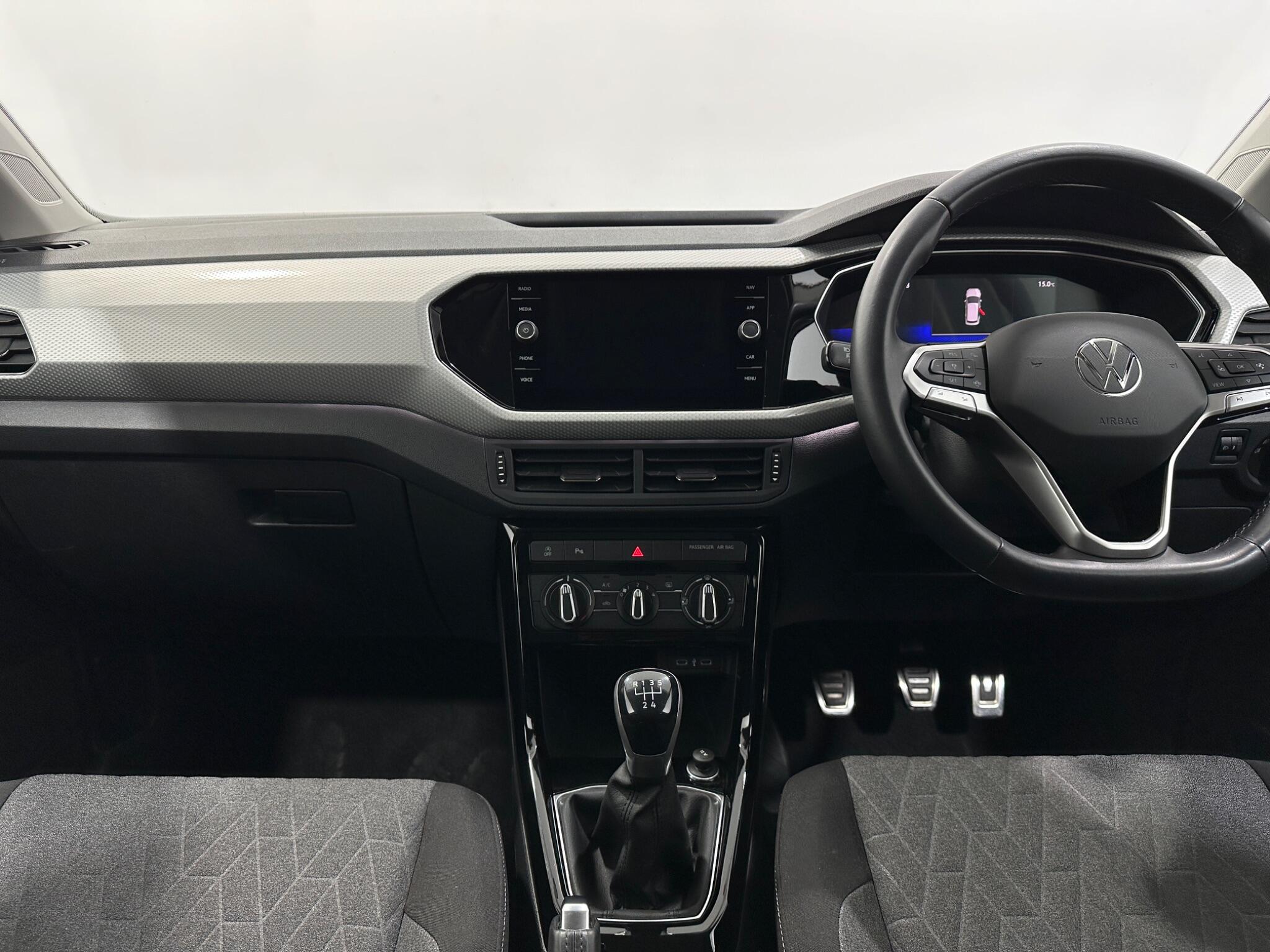 Volkswagen T-Cross view 20