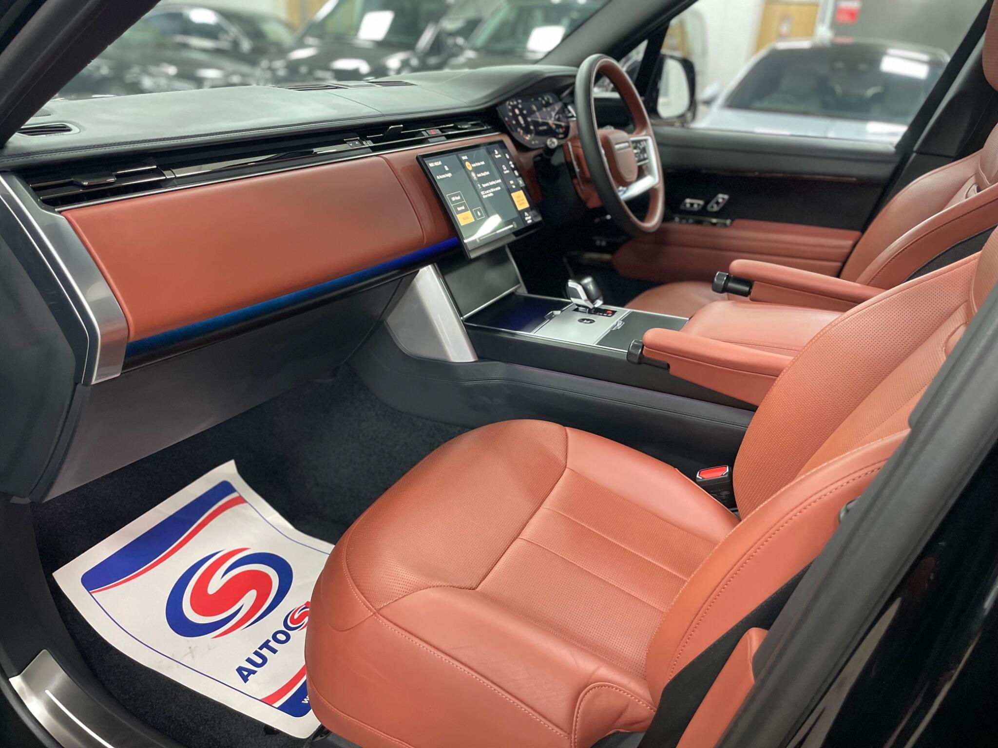 Land Rover Range Rover view 54