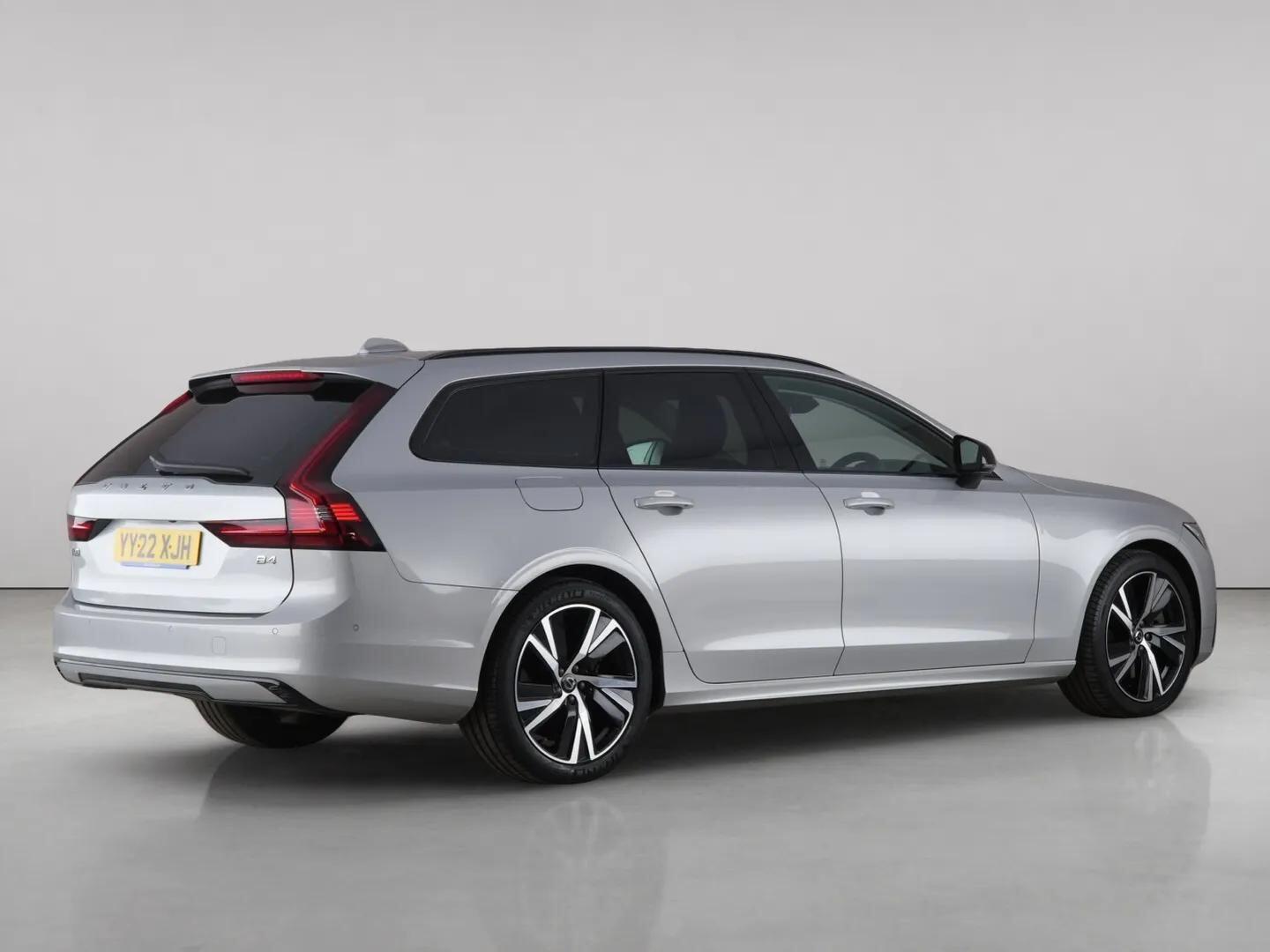 Volvo V90 view 7