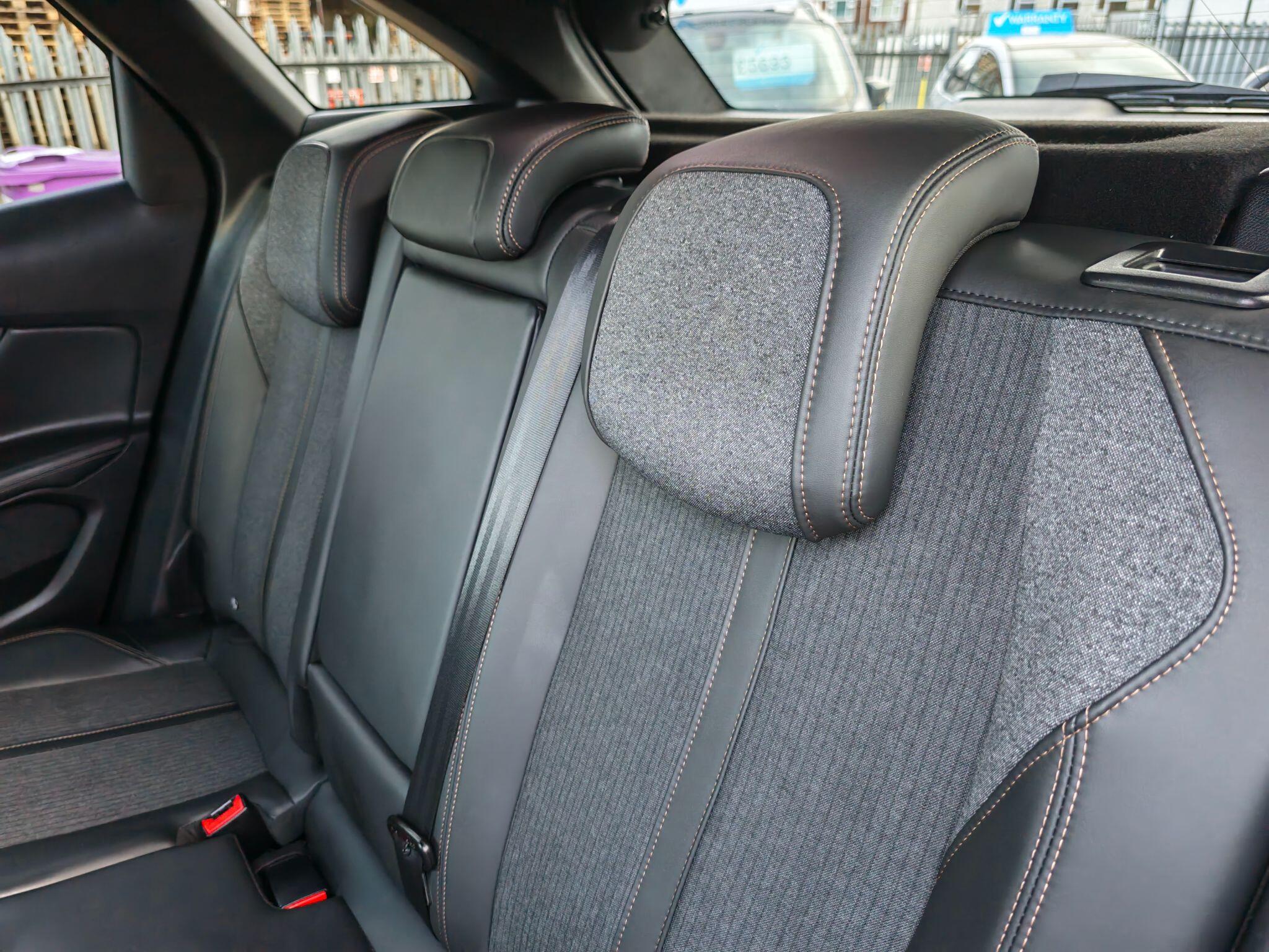 Peugeot 3008 view 43