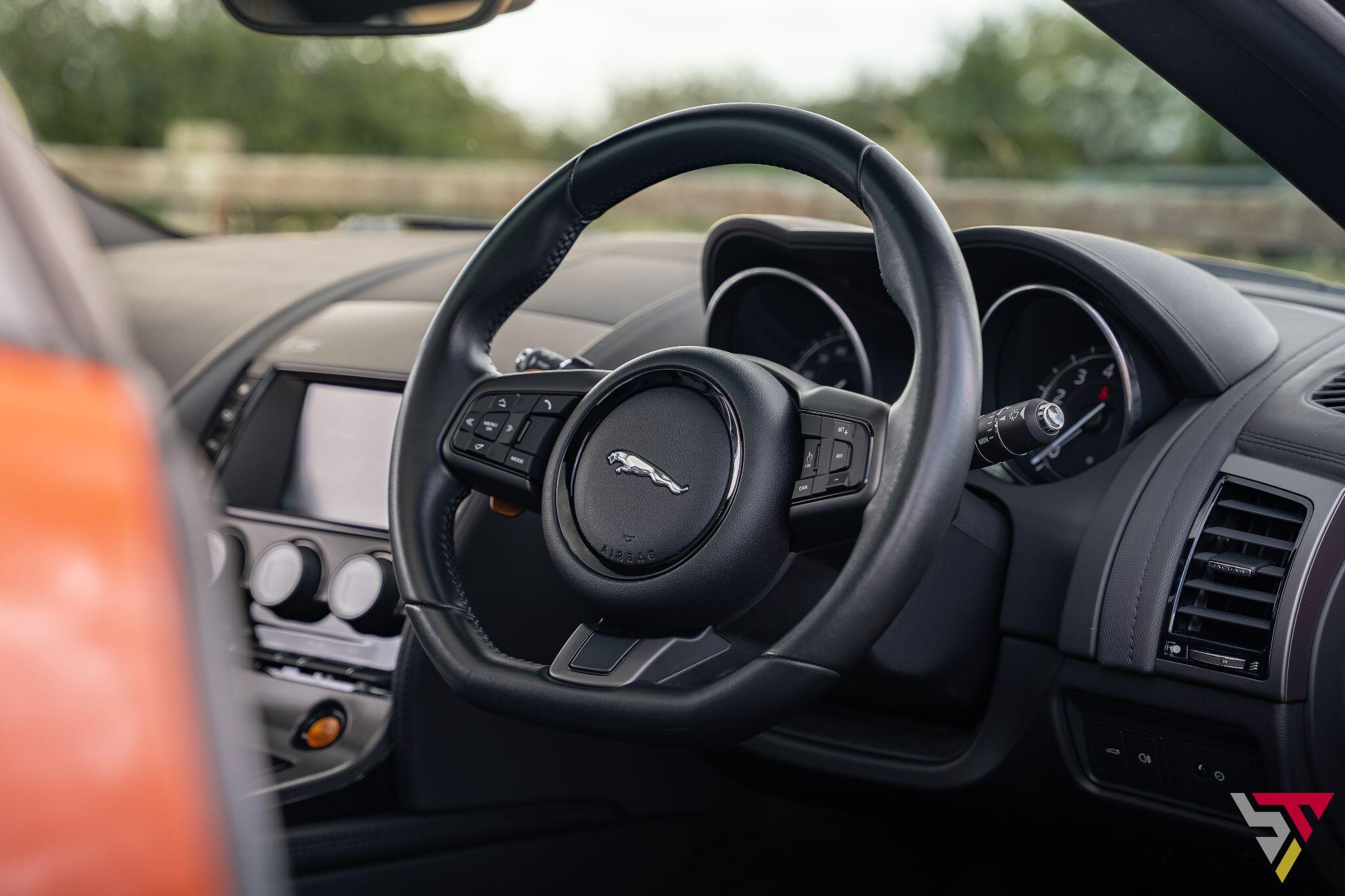 Jaguar F-Type view 17