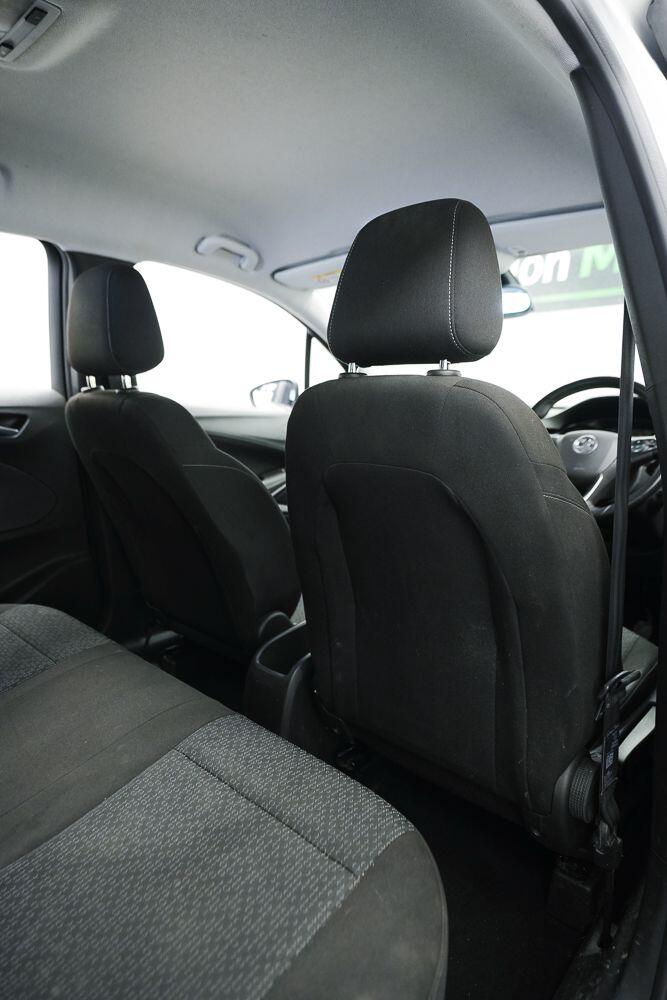 Vauxhall Crossland X view 16
