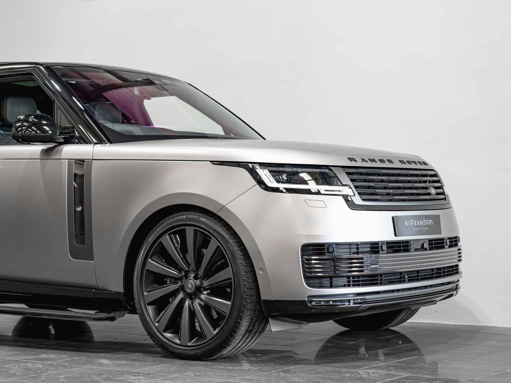 Land Rover Range Rover view 12