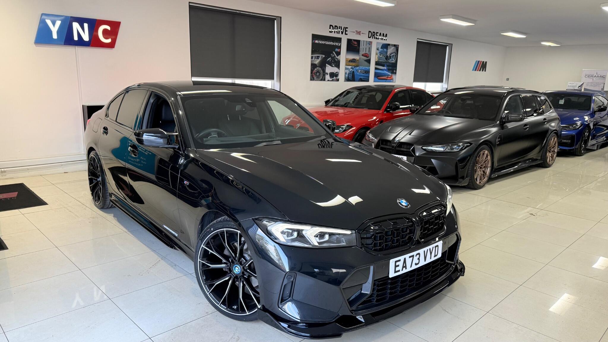 BMW 3 Series view 30