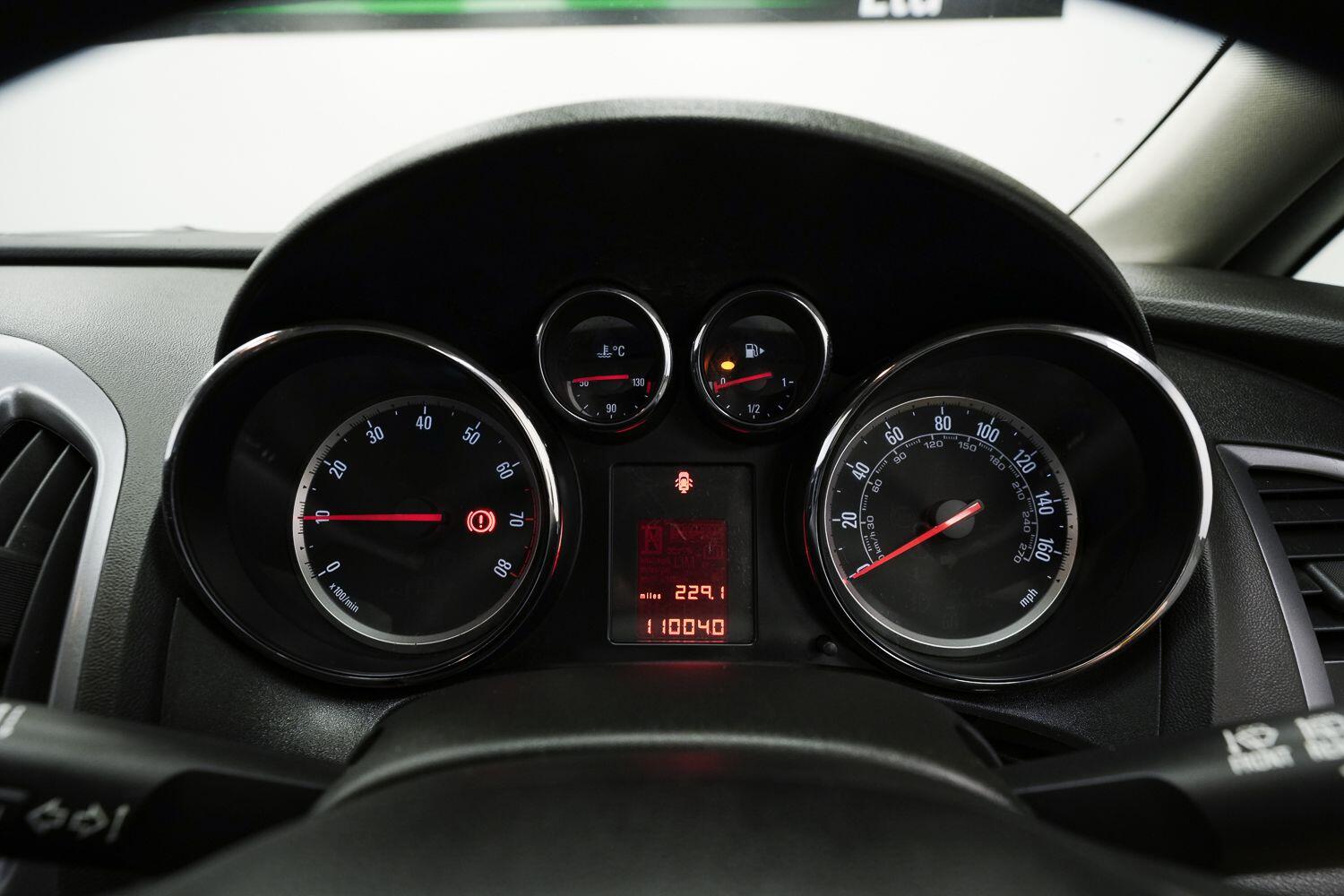 Vauxhall Astra view 19