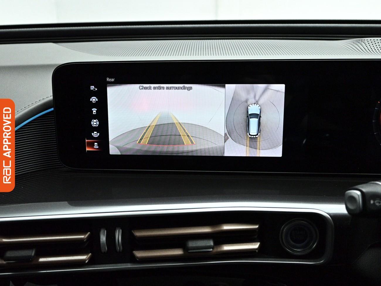 Mercedes-Benz Eqc view 18