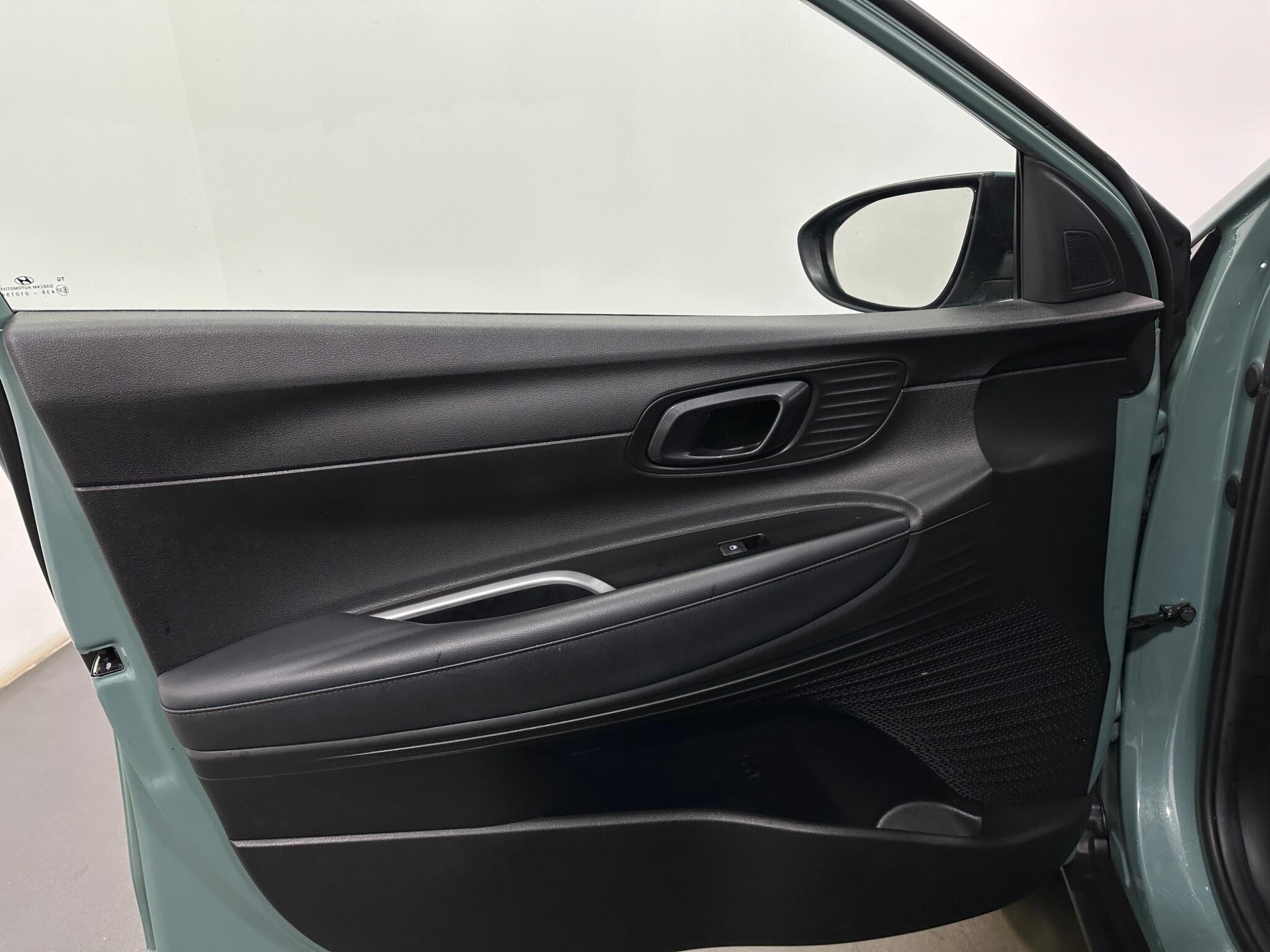 Hyundai Bayon view 37
