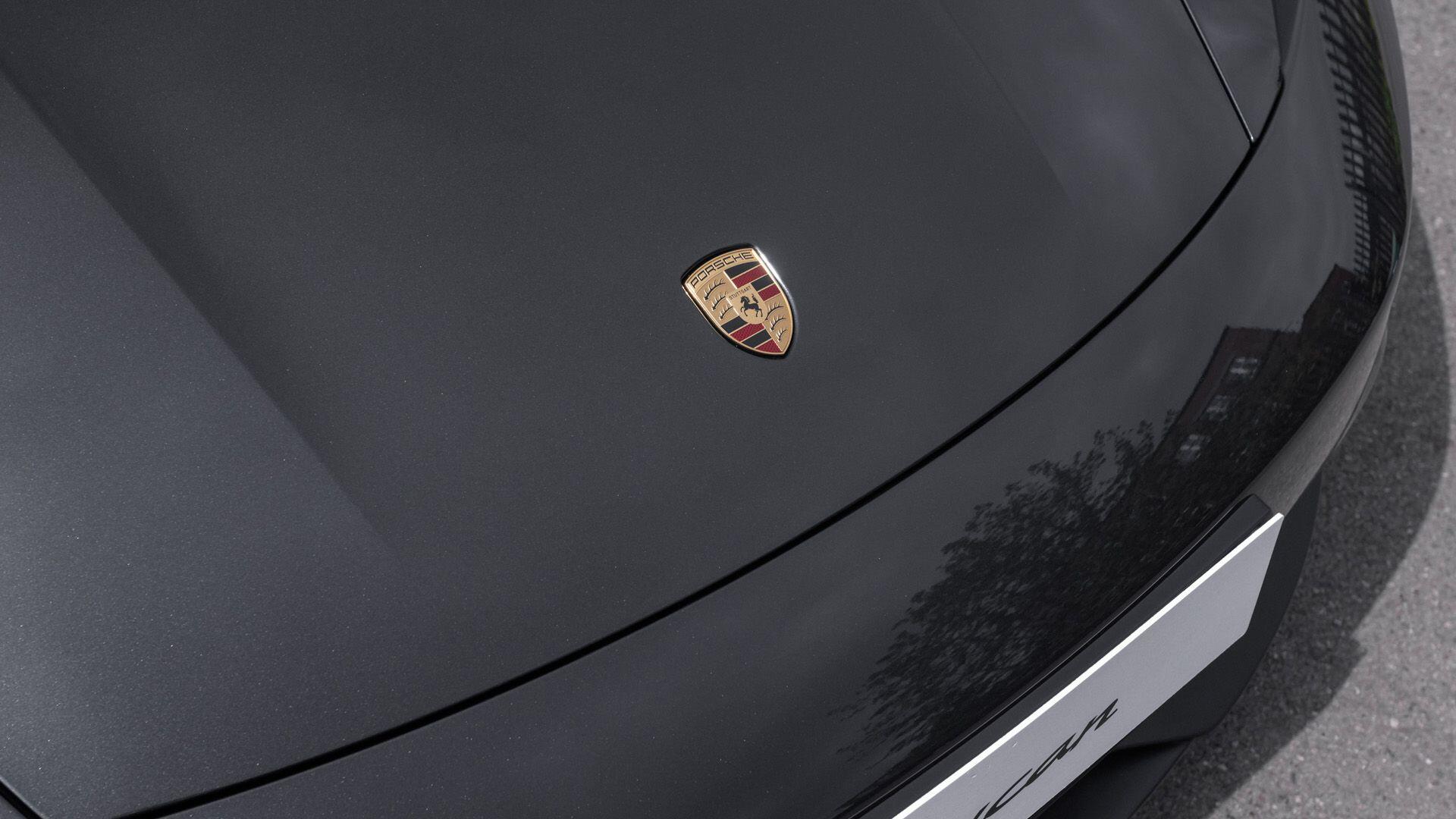 Porsche Taycan view 32