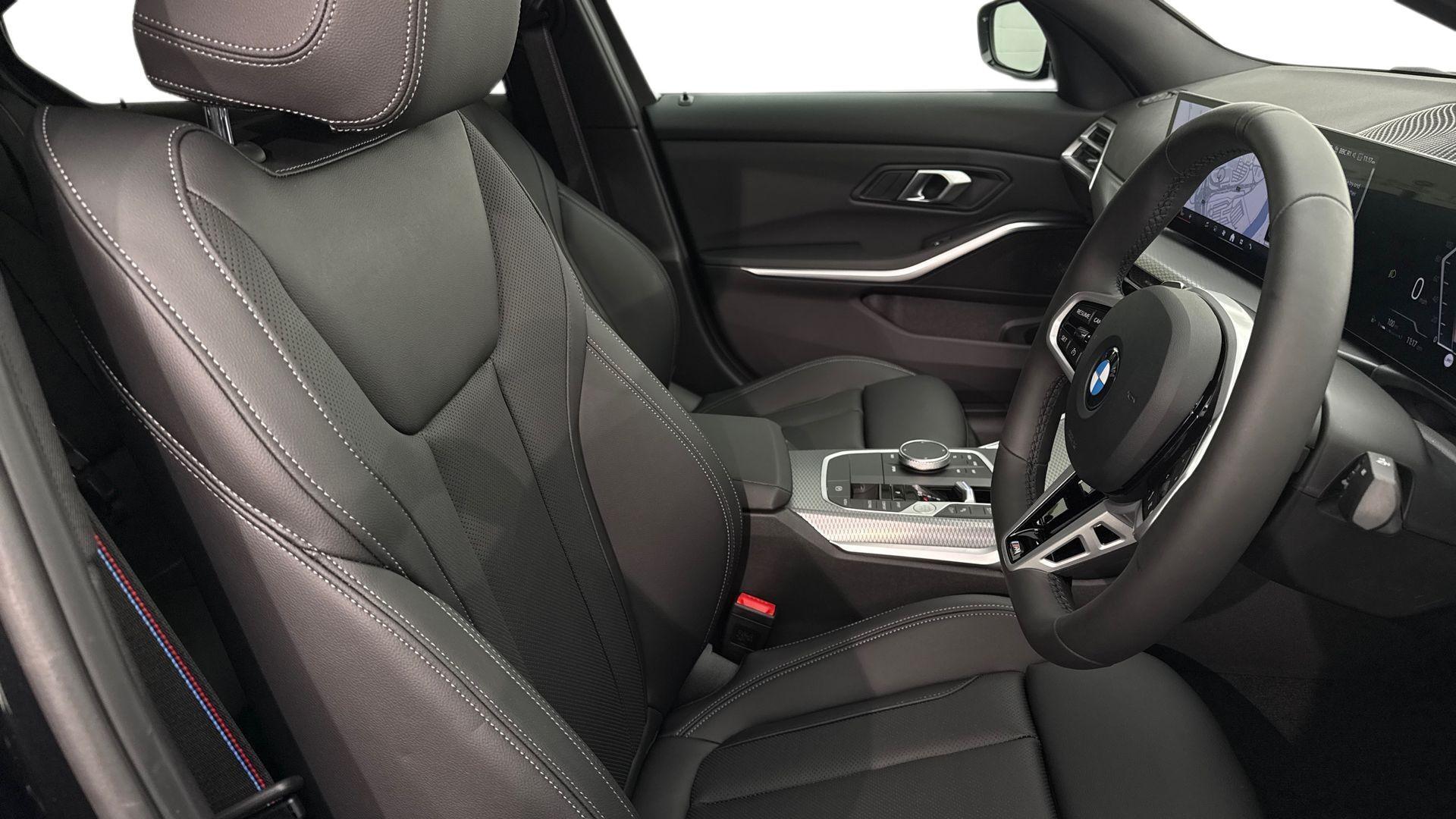 BMW 3 Series view 11