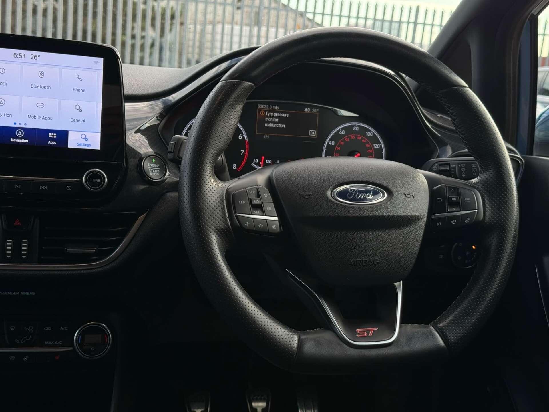 Ford Fiesta view 43